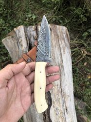 CUSTOM HANDMADE DAMASCUS HUNTING SKINNER KNIFE FIXED BLADE WITH BONE HANDLE
