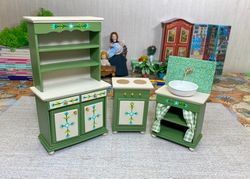TUTORIAL. A set of kitchen furniture on a scale of 1:12. Miniature dollhouse. Furniture for dolls.