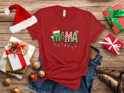 Mama Claus Shirt, Christmas Mom Shirt, Santa Vibes Top, Merry Tee, Mrs Claus Top, Santa Claus Shirt, Xmas T-shirt, Ho Ho
