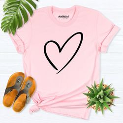Love Shirt, Valentine Heart Shirt, Women Valentine Shirt, heart shirt, Valentine shirt, Valentine Day Shirt, Pretty Hear