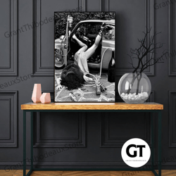 Decorative Wall Art, Decorate The Living Room, Bedroom and Workplace, Home Bar Decor, Black and White Woman Falling Canv