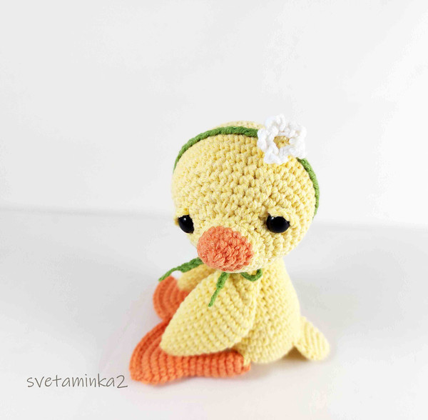 duck-crochet-pattern-amigurumi