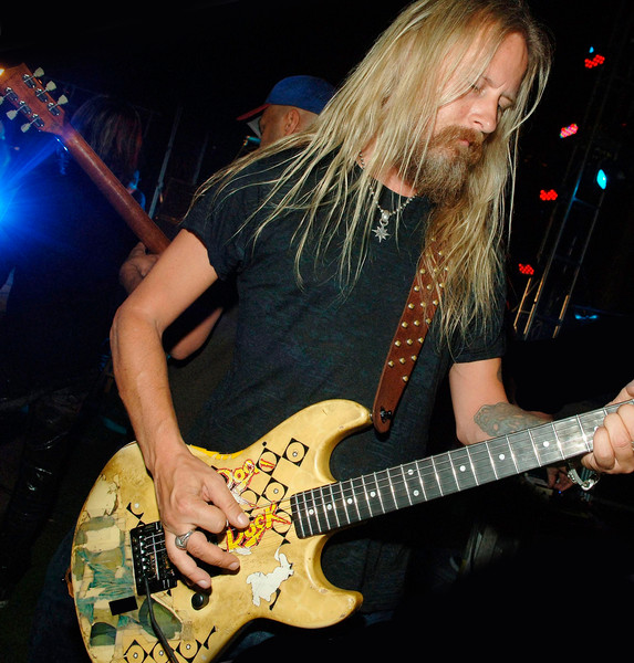 Jerry Cantrell Alice in Chains.png