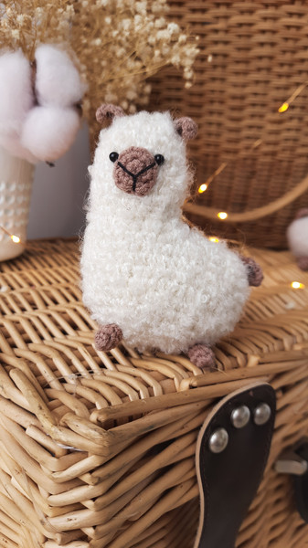 Stuffed mini llama toy crochet animal (42).jpg