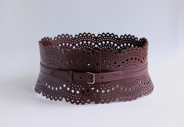Leather corset belt burgundy_2561.JPG
