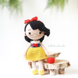 snow white crochet amigurumi doll, cuddle doll, amigurumi princess doll, stuffed doll, crochet doll for sale, plush doll