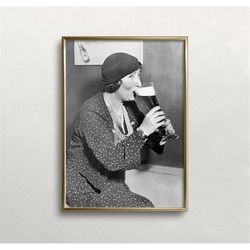 Woman Drinking Beer, Black and White Art, Vintage Wall Art, Beer Lover Print, Bar Wall Decor, Vintage Beer, DIGITAL DOWN