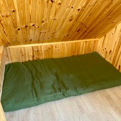 Green hemp floor cushion