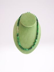 African Green jade beaded necklace & sterling silver Original in gift box hand beaded