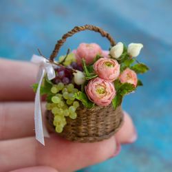 Miniature basket with ranunculus, roses and grapes | Dollhouse miniatures