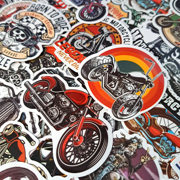 Motorcycle-Stickers-Helmet-Motorbike-stickers-Moto-Biker-Stickers-Luggage-and-Travel-Stickers-Chopper-bike-Decals-2_2.png