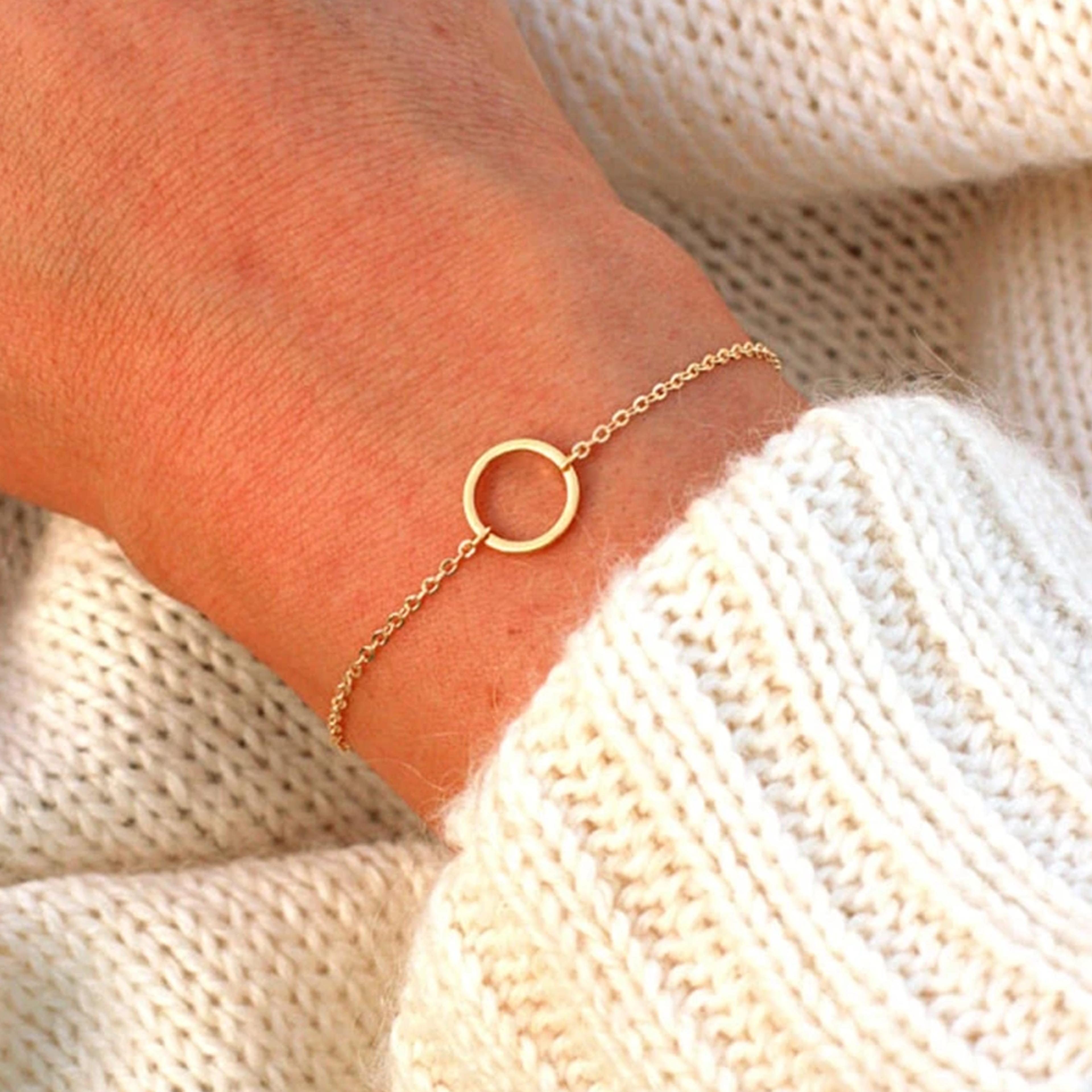 adjustable vintage open circle bracelet