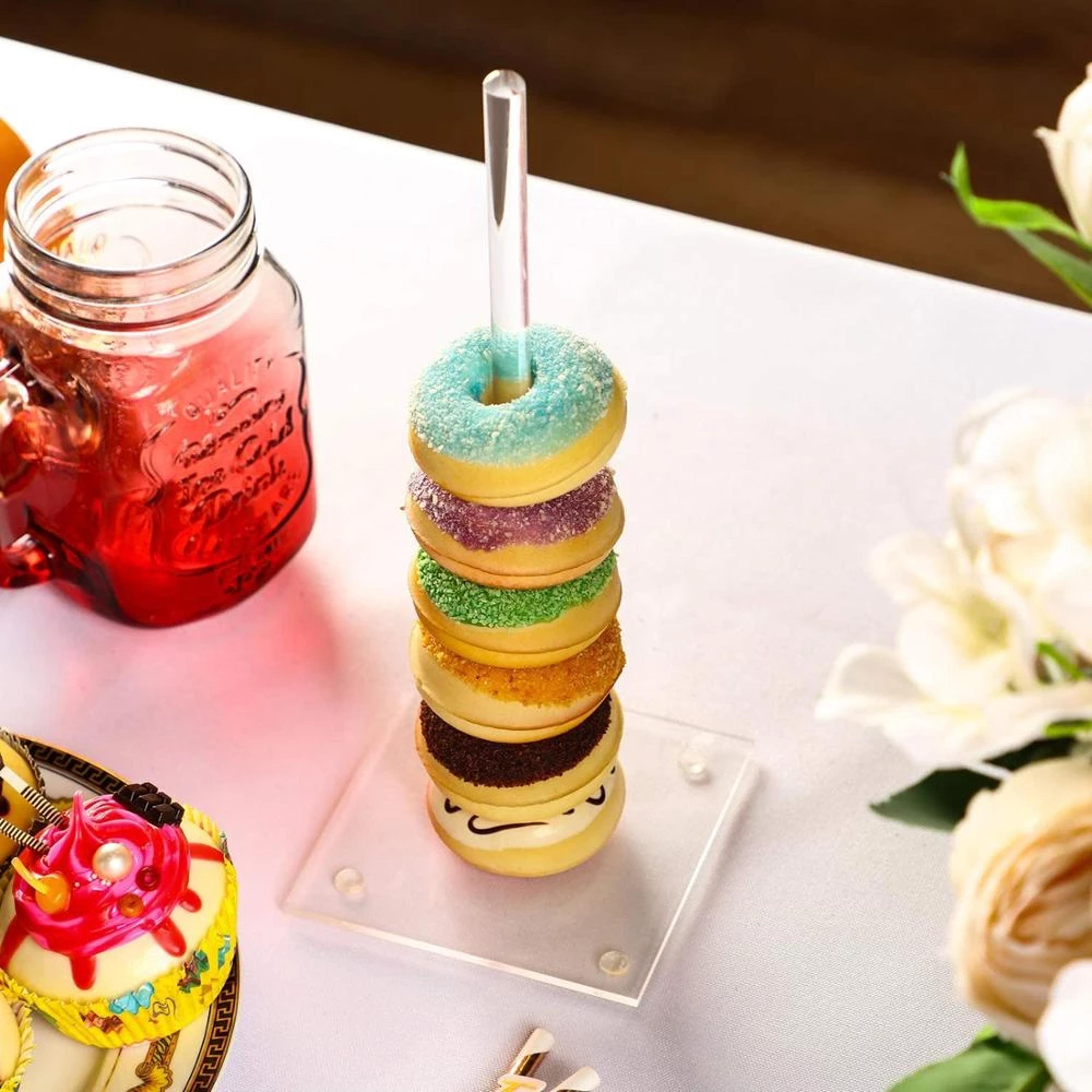 ring donut holder stand for fancy serving