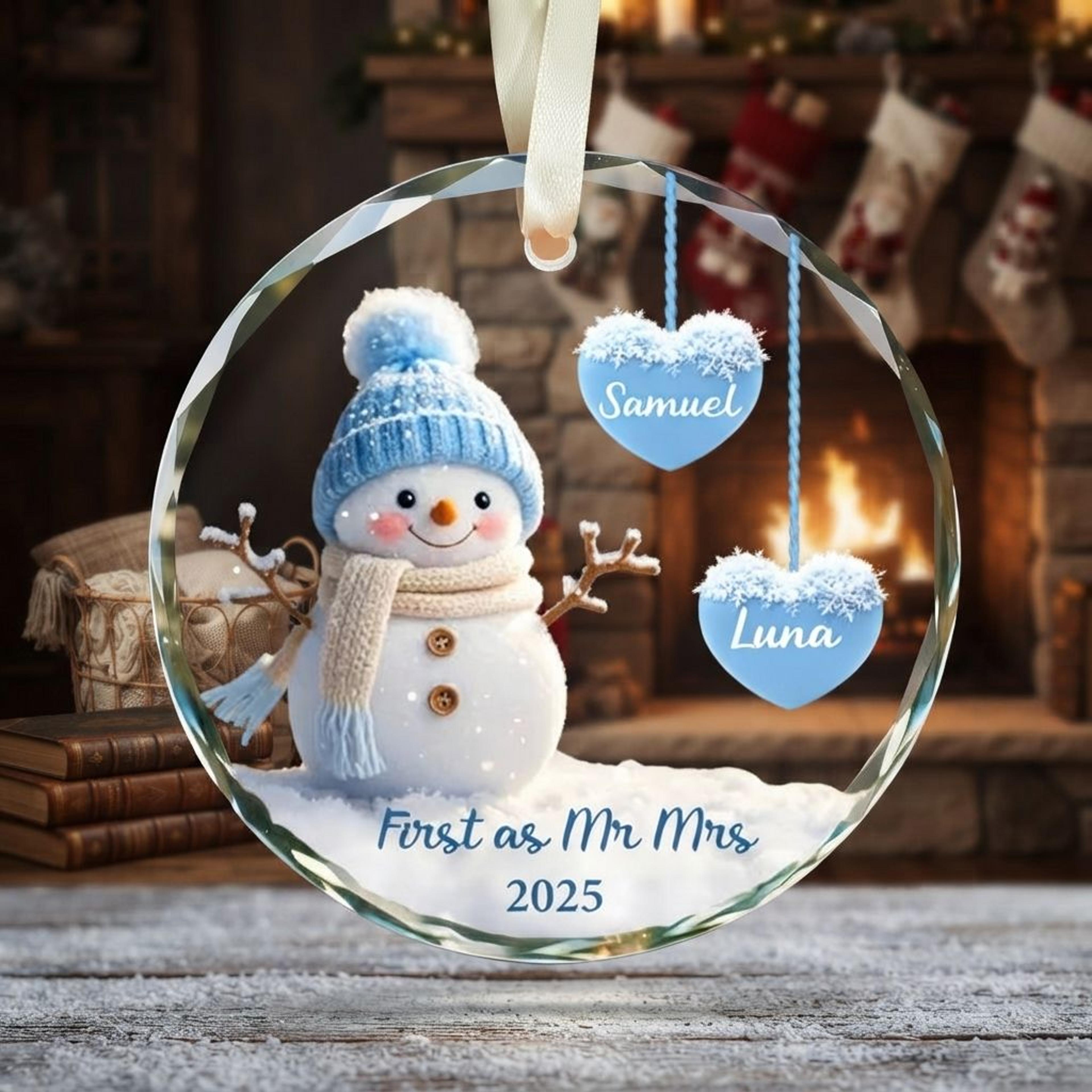 personalized first christmas as mr and mrs ornament 2025, custom couple names snowman glass ornament, newlywed christmas