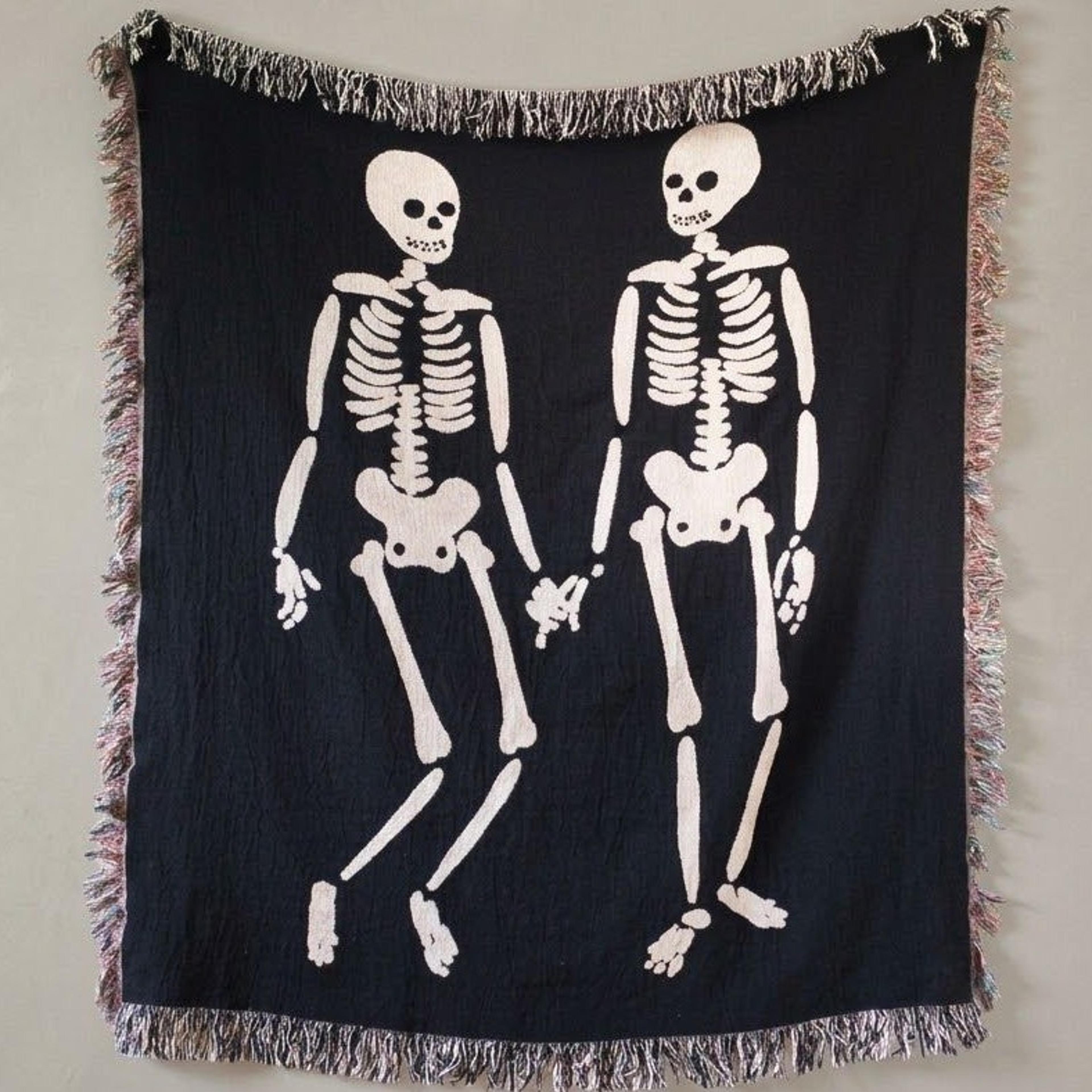 skeleton couple woven blanket, holding hands skeleton throw, gothic romance blanket, spooky love gift, halloween home
