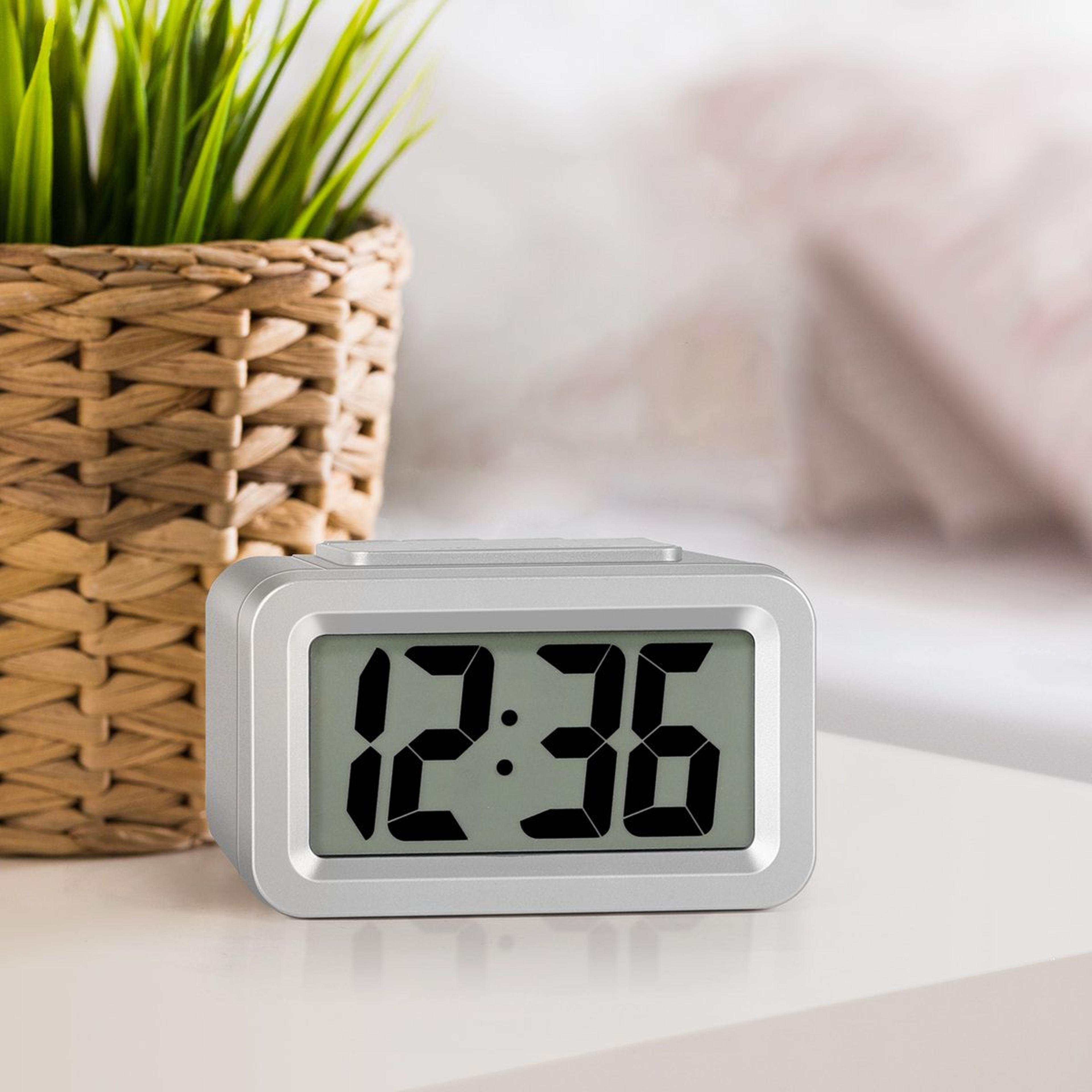 portable digital alarm clock with large display, adjustable backlight and snooze