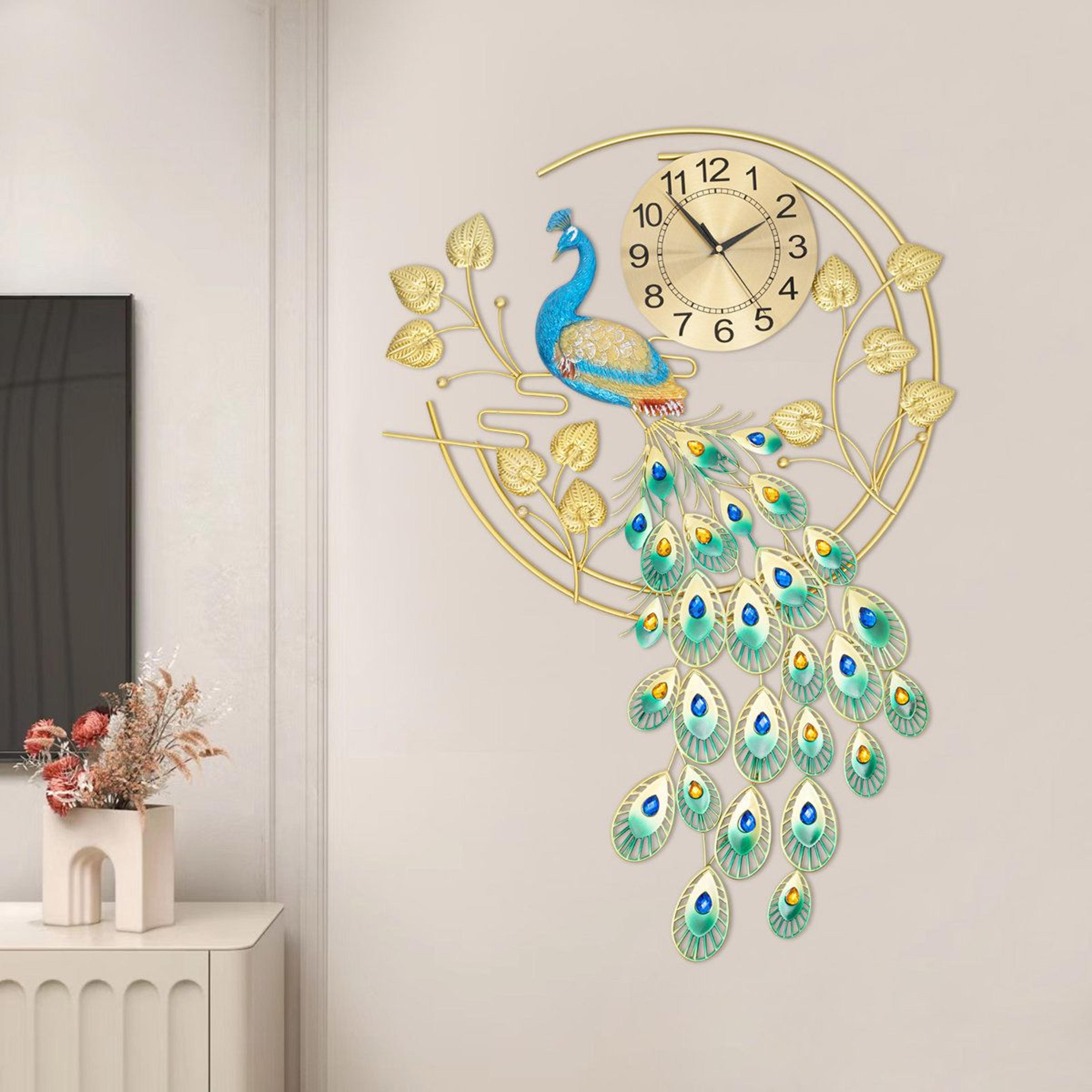 Modern Gold Wall Clock With Silent Quartz Movement And Crystal Accents 14
