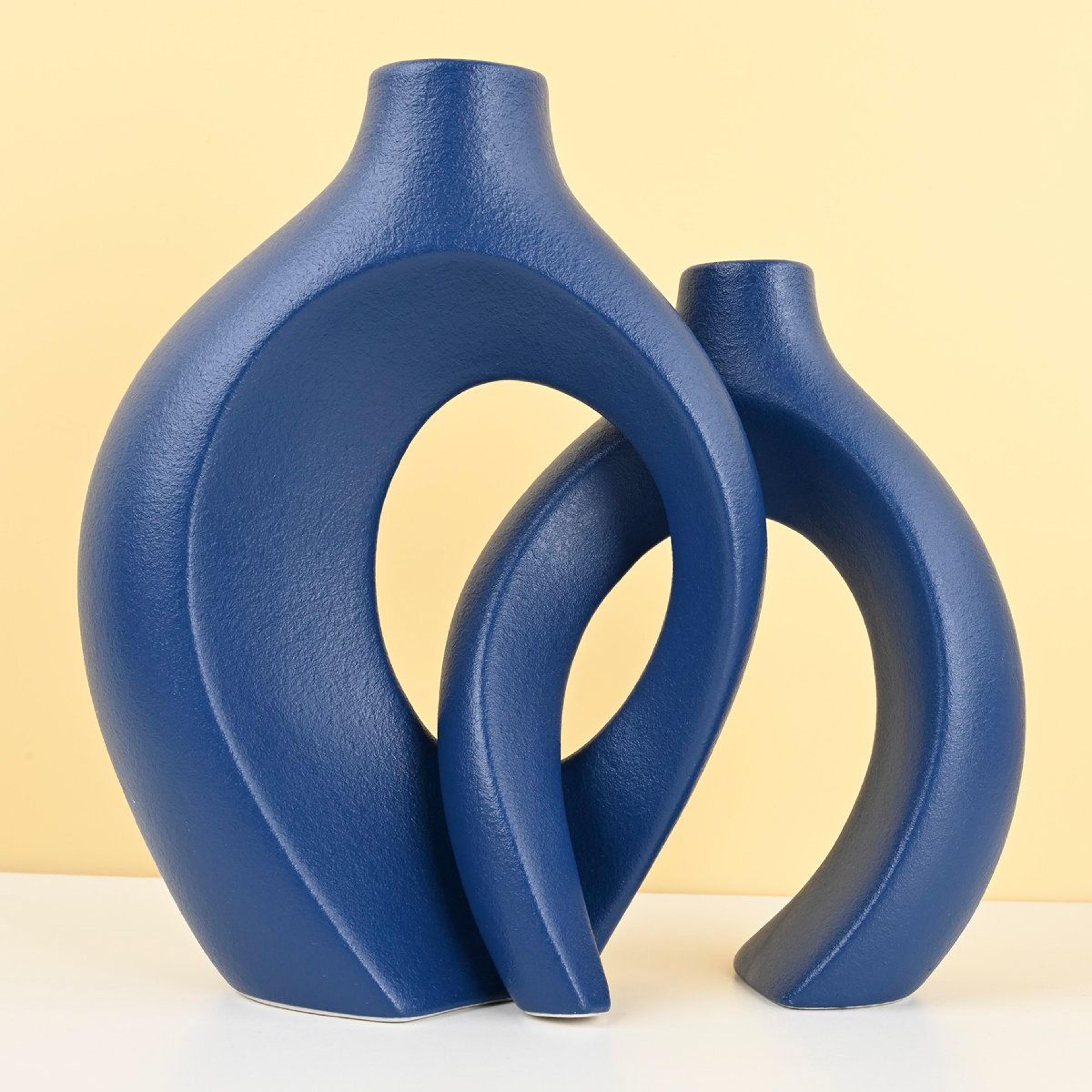 Christiam 2 Piece Modern Ceramic Vase Set Handmade Snuggling Boho Vases For Home Decor 12