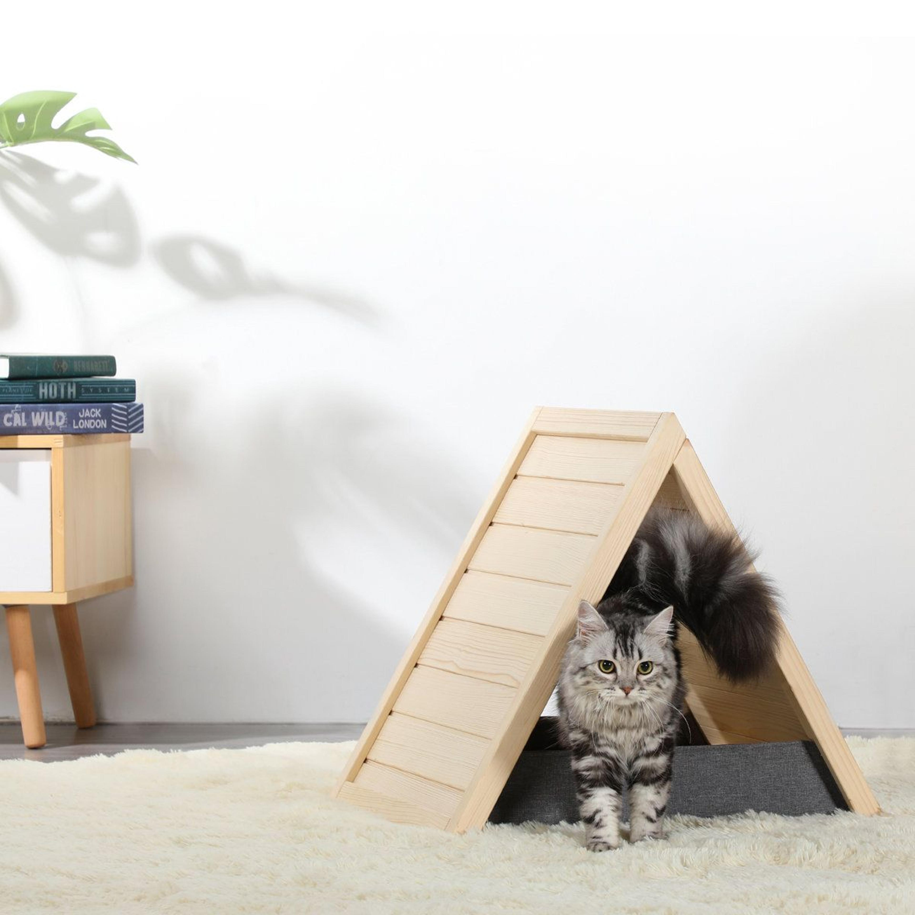 Portable Cat House Foldable Cat Scratcher Lounge  Furniture Protector 1