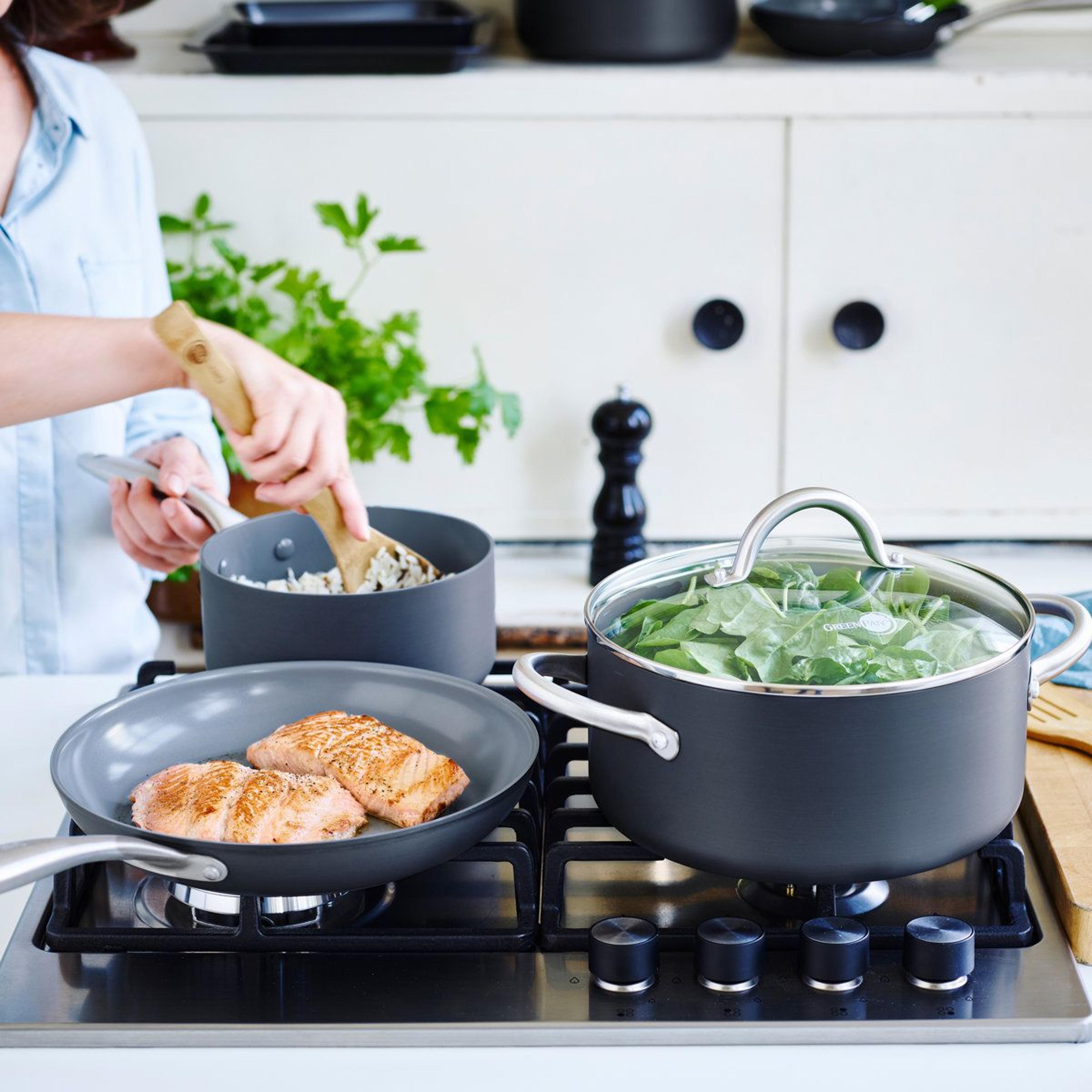 18 Piece Ceramic Nonstick Cookware Set For Healthy Everyday Cooking 2