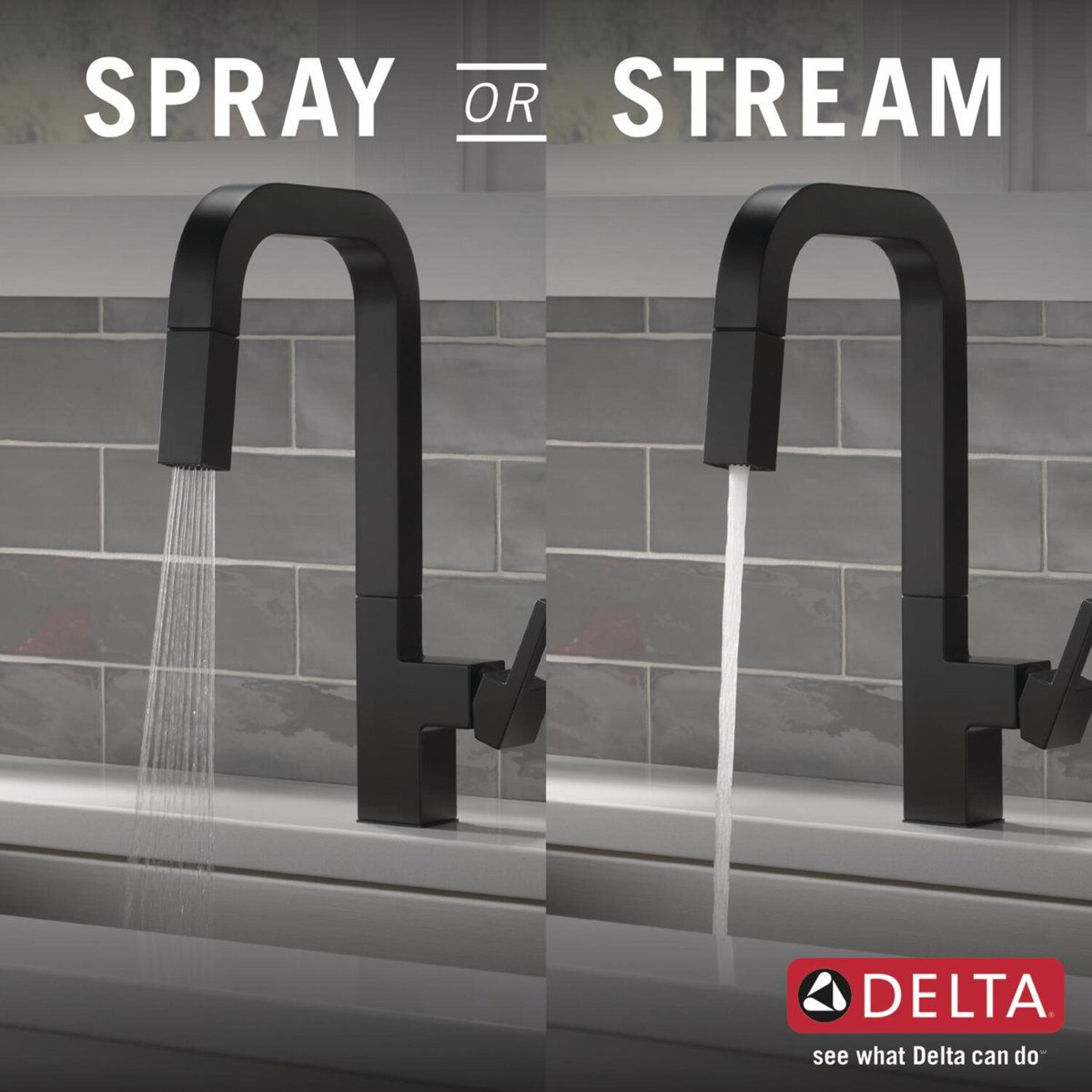 Matte Black Kitchen Faucet With Pull Down Sprayer Single Handle Gooseneck Sink Faucet 5