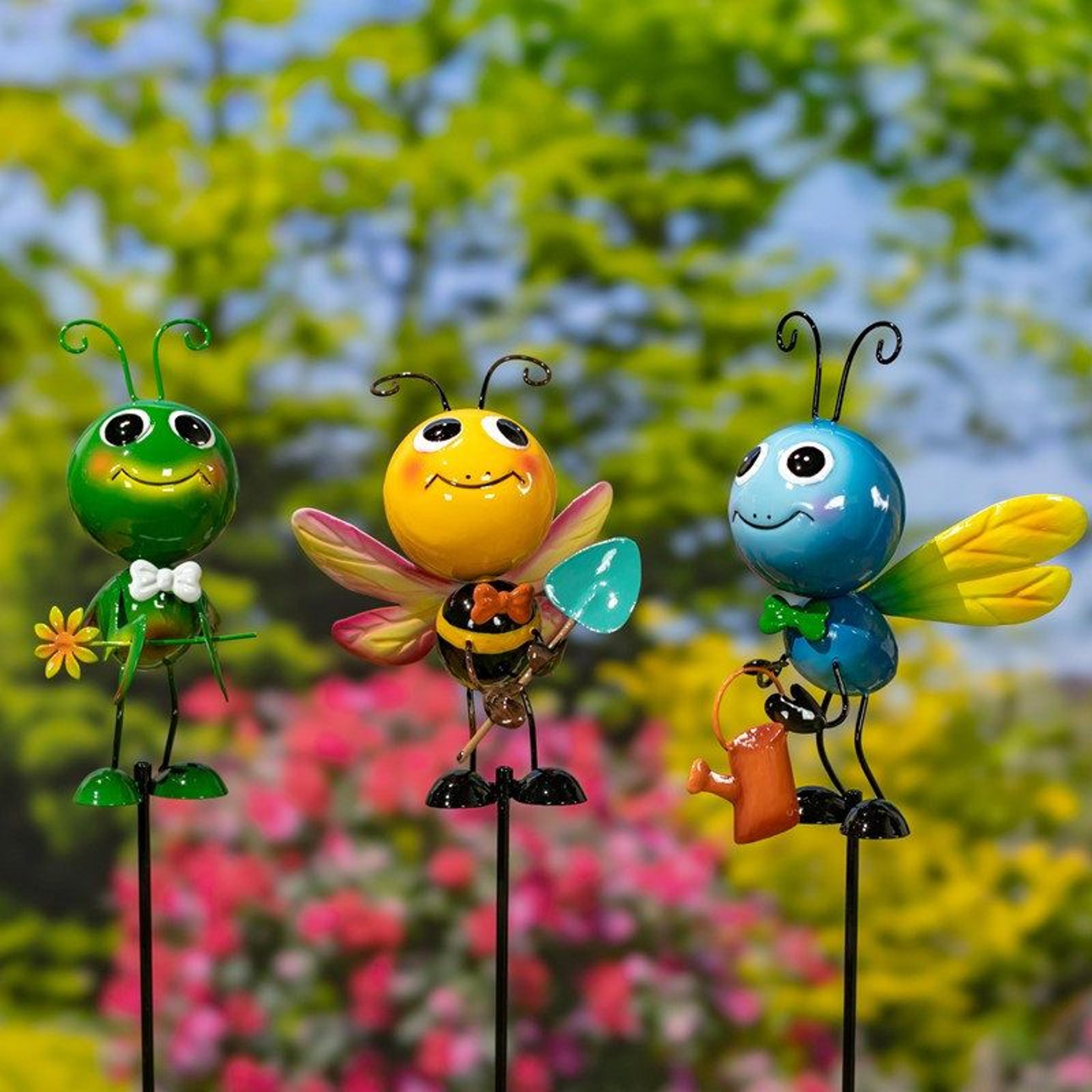 metal insect garden stakes set of 6 colorful butterfly ladybug and bumblebee decorations