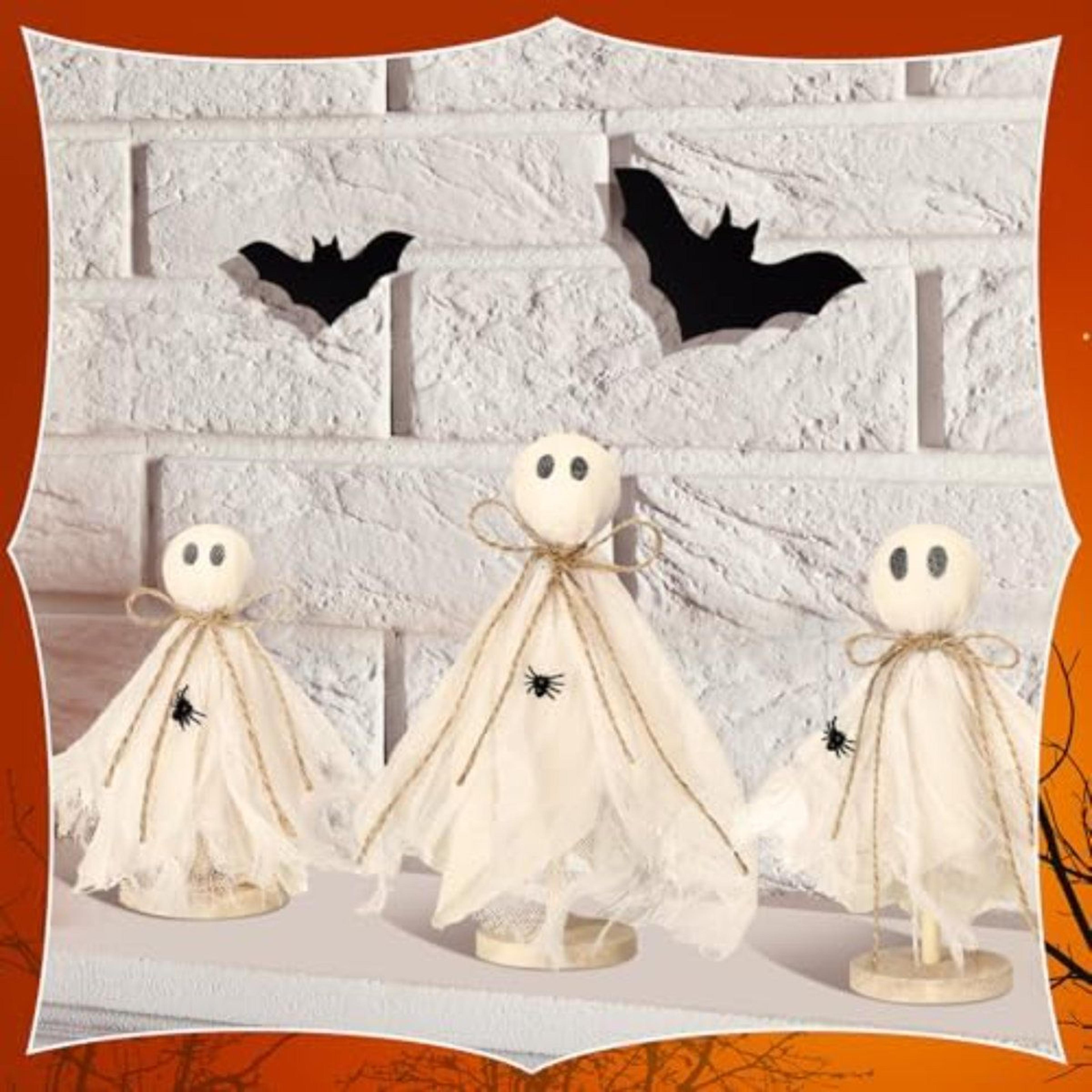 3Piece Halloween Ghost Decorations With Wooden Stands  Rustic Shelf And Table Decor 1