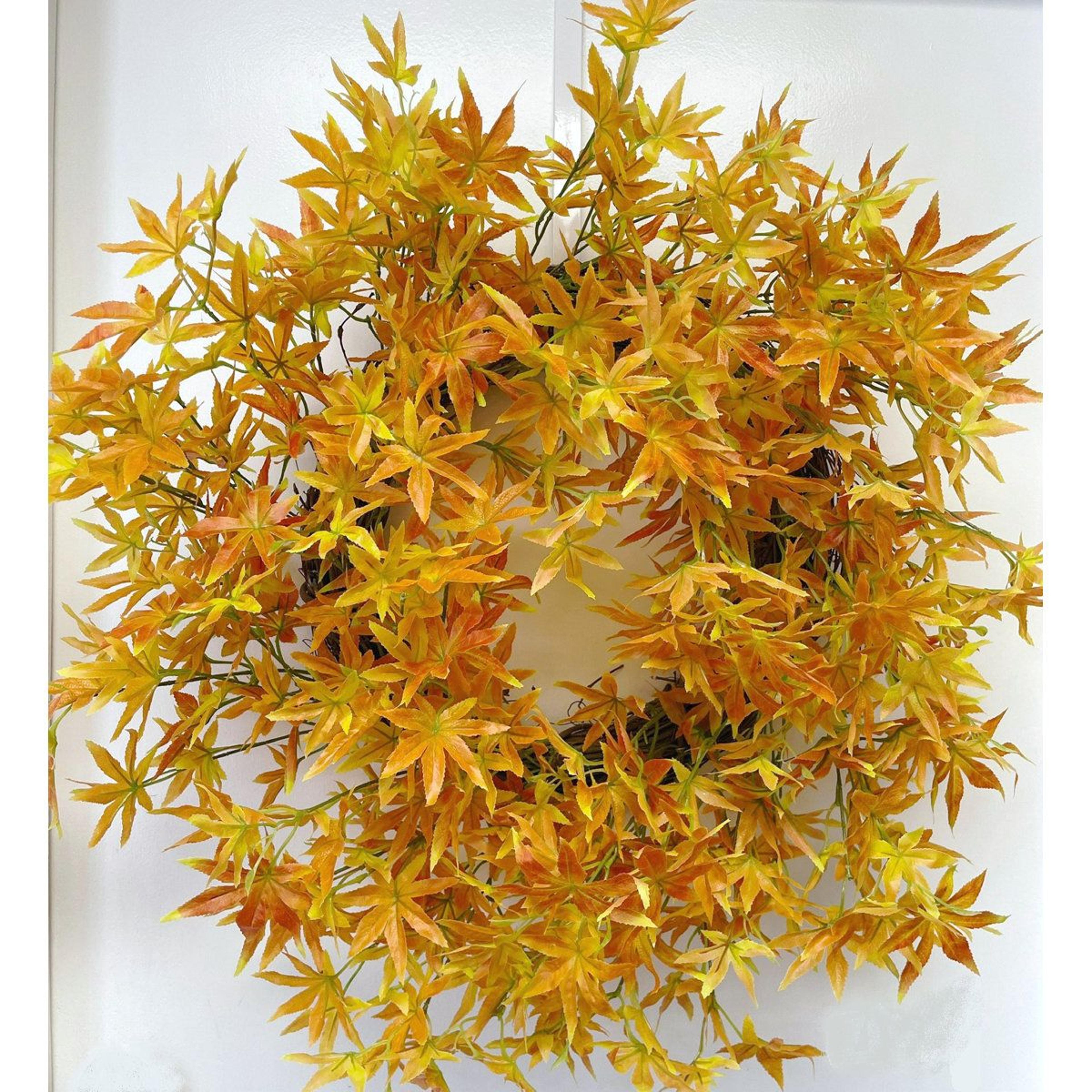 30-inch artificial maple leaf fall wreath for front door and thanksgiving decor
