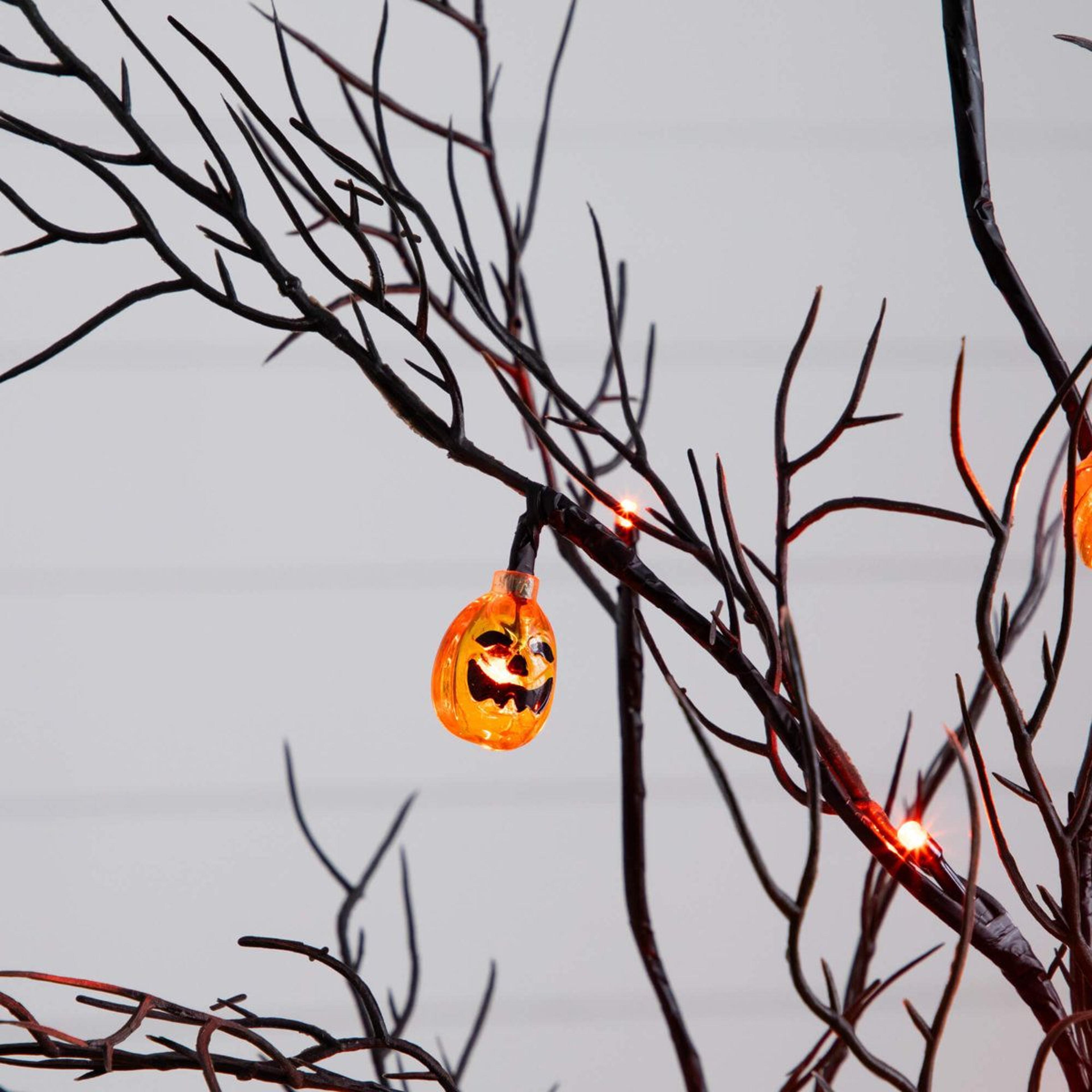 PreLit Halloween Black Twig Tree With 24 Pumpkins And 48 Orange LED Lights 4