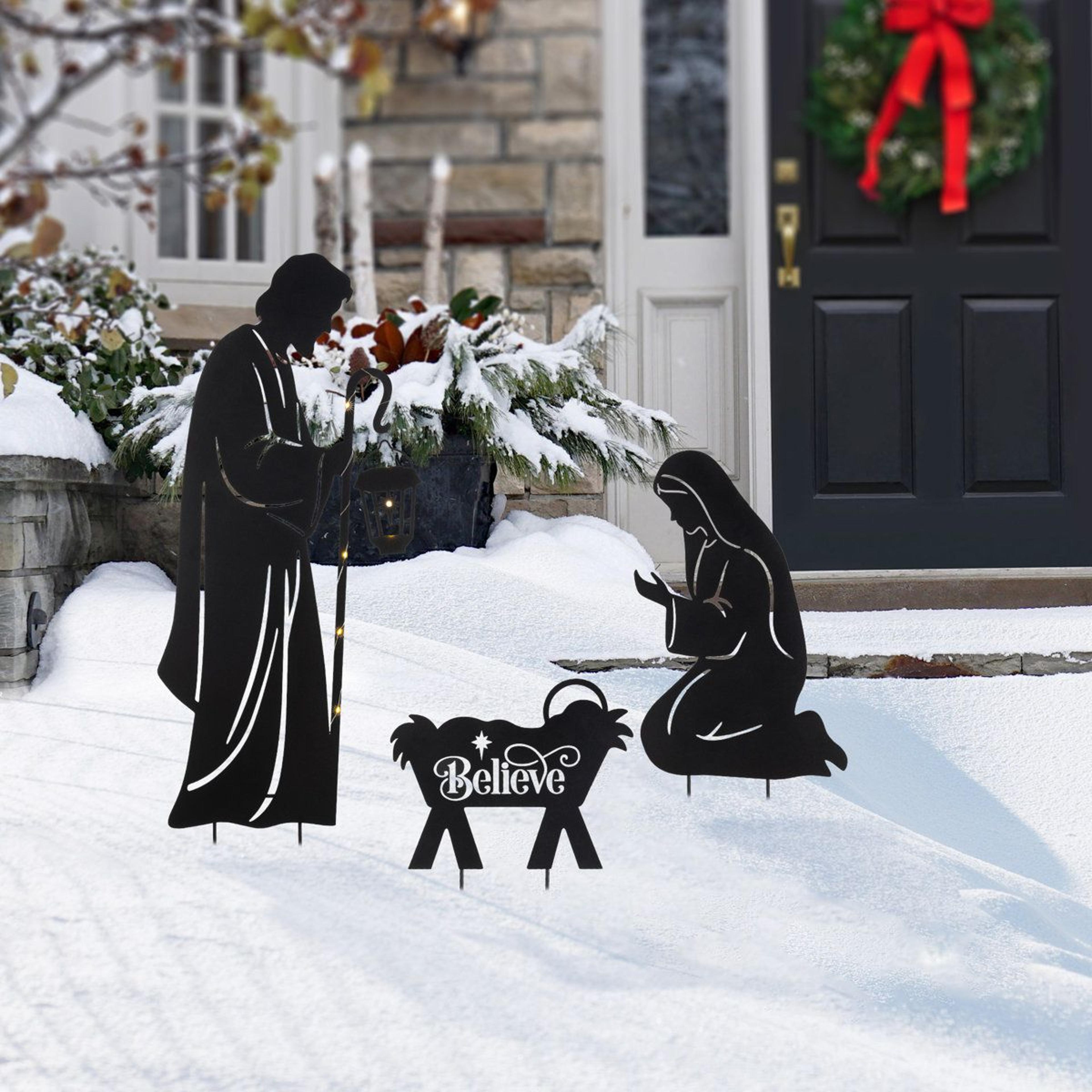 Christmas Nativity Yard Stakes With LED Lantern And Timer  Set Of 3 13