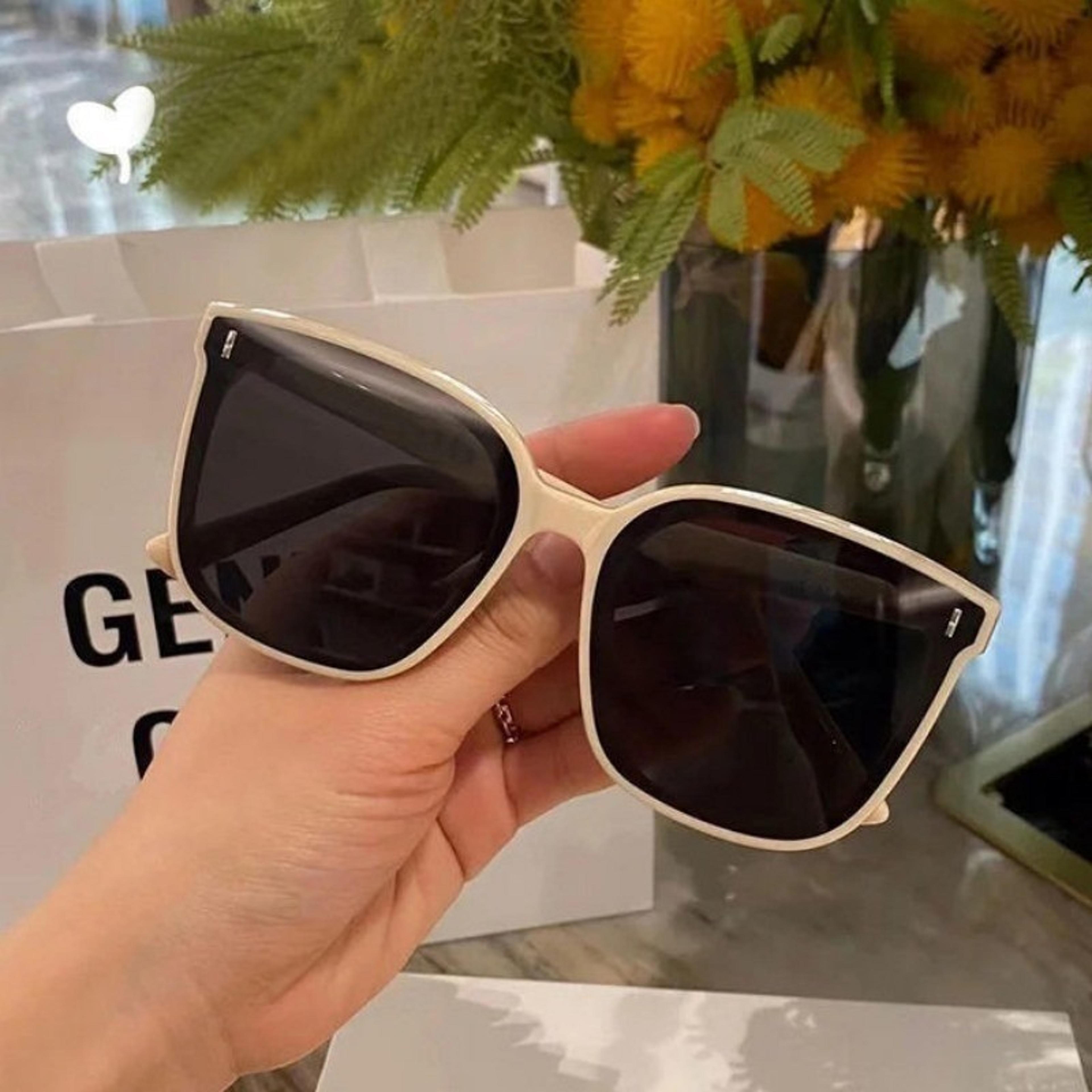 Black Square Sunglasses For Men And Women 7
