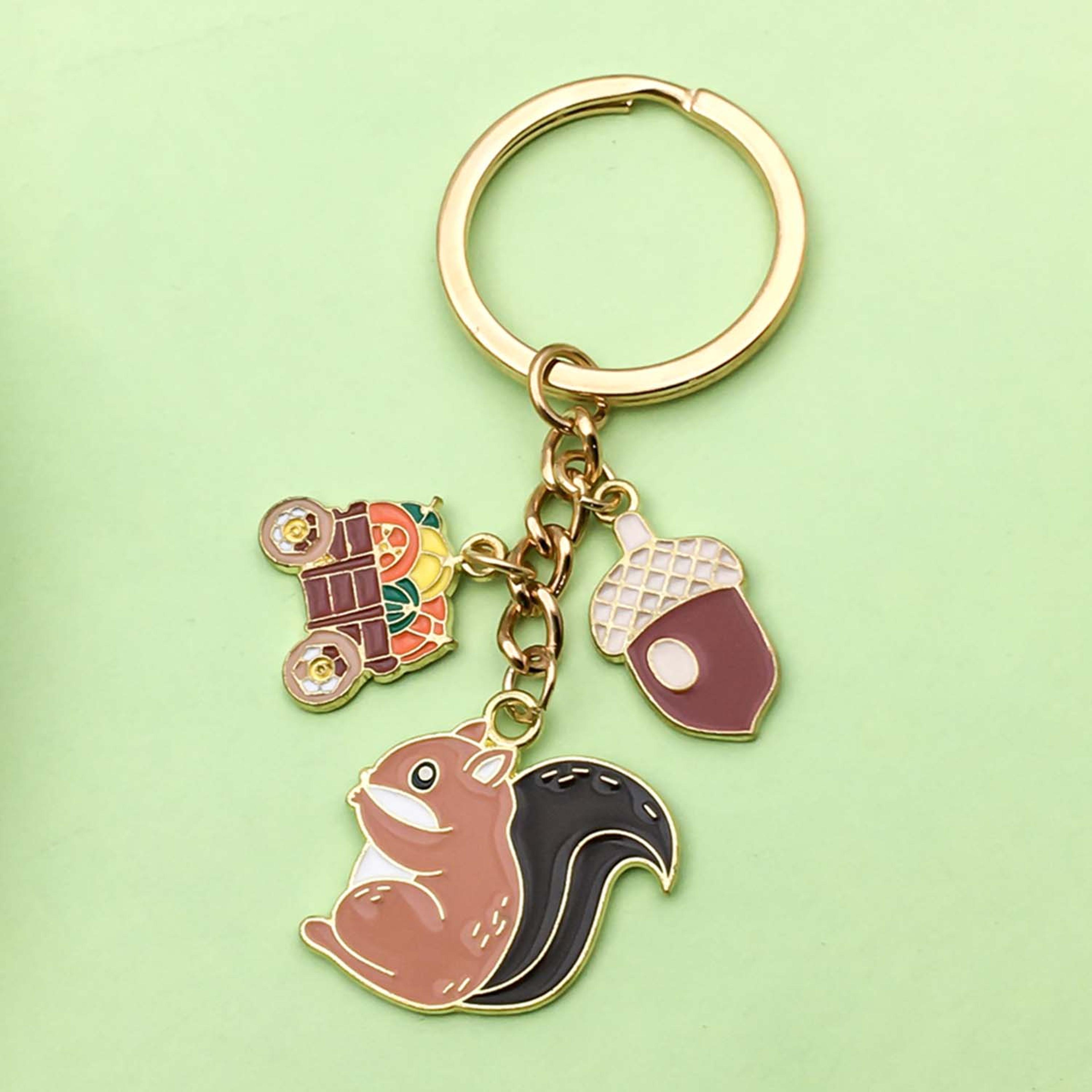 Adorable Cute Squirrel Keychain With Pine Cone Design For Car Keys And Backpacks 2