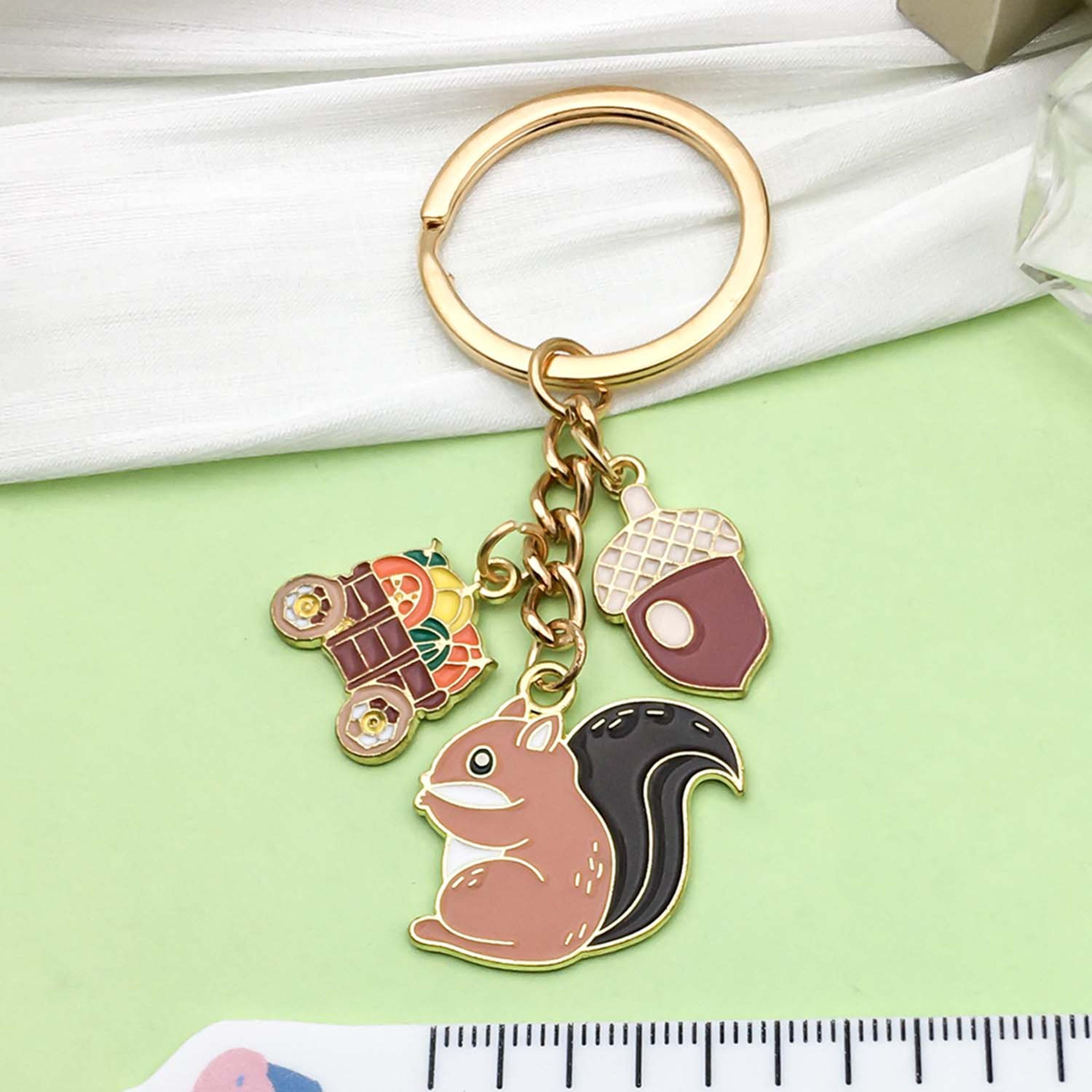 Adorable Cute Squirrel Keychain With Pine Cone Design For Car Keys And Backpacks 3