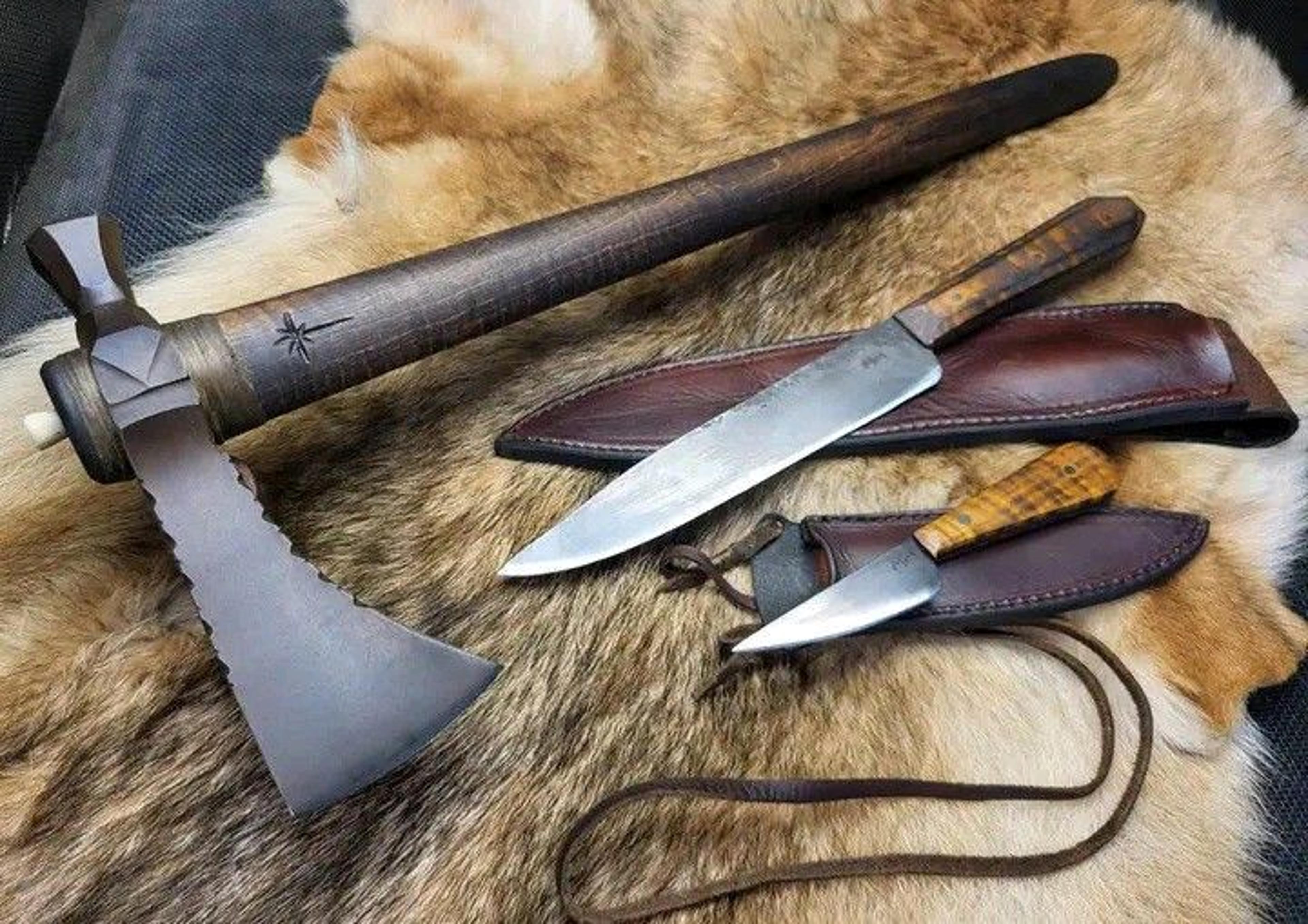 custom hand forged tomahawk axe and knives set – complete with leather sheathcustom hand forged tomahawk axe and knives
