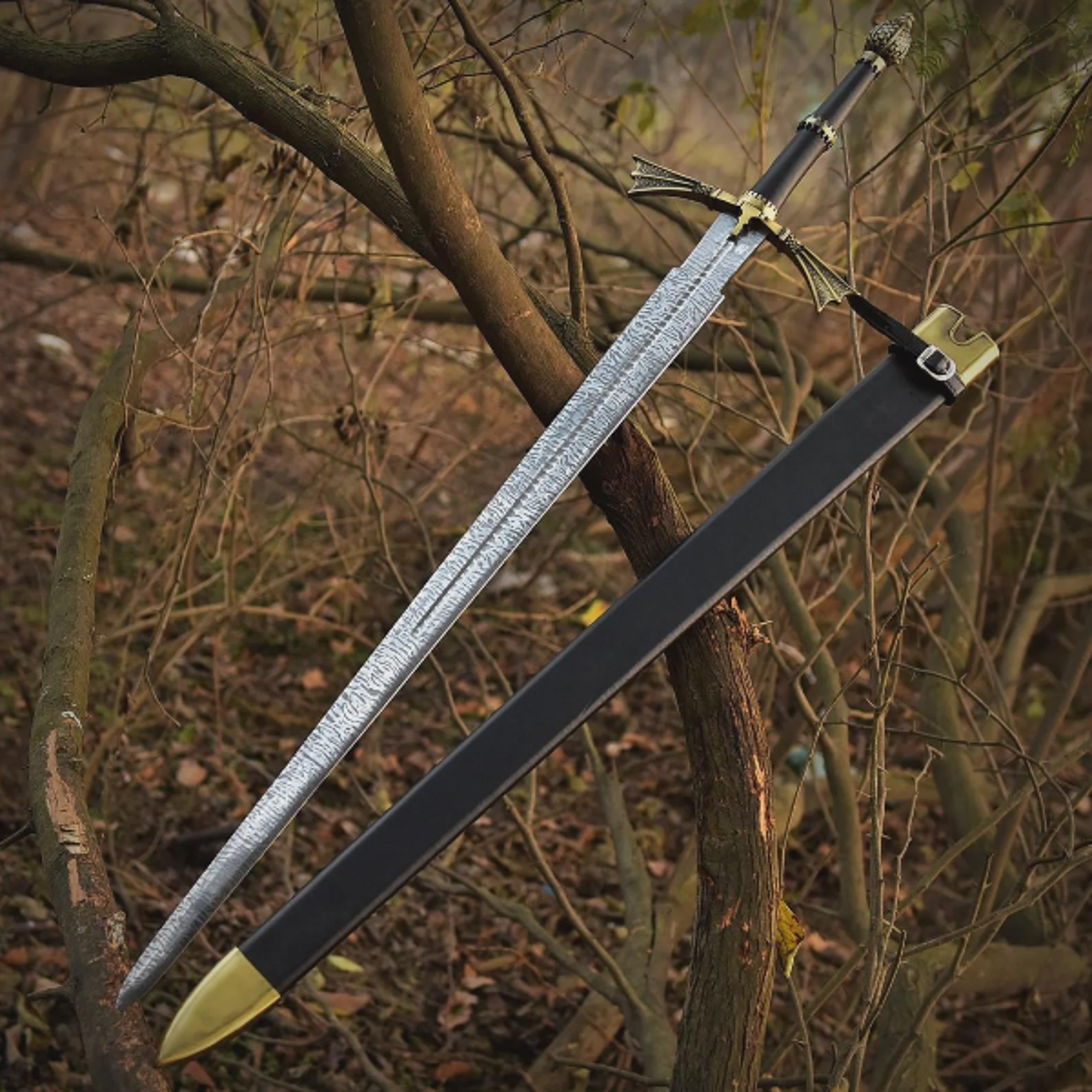 handcrafted carbon steel survival dagger knife for hunting and camping expeditions - high carbon steel blade with wooden