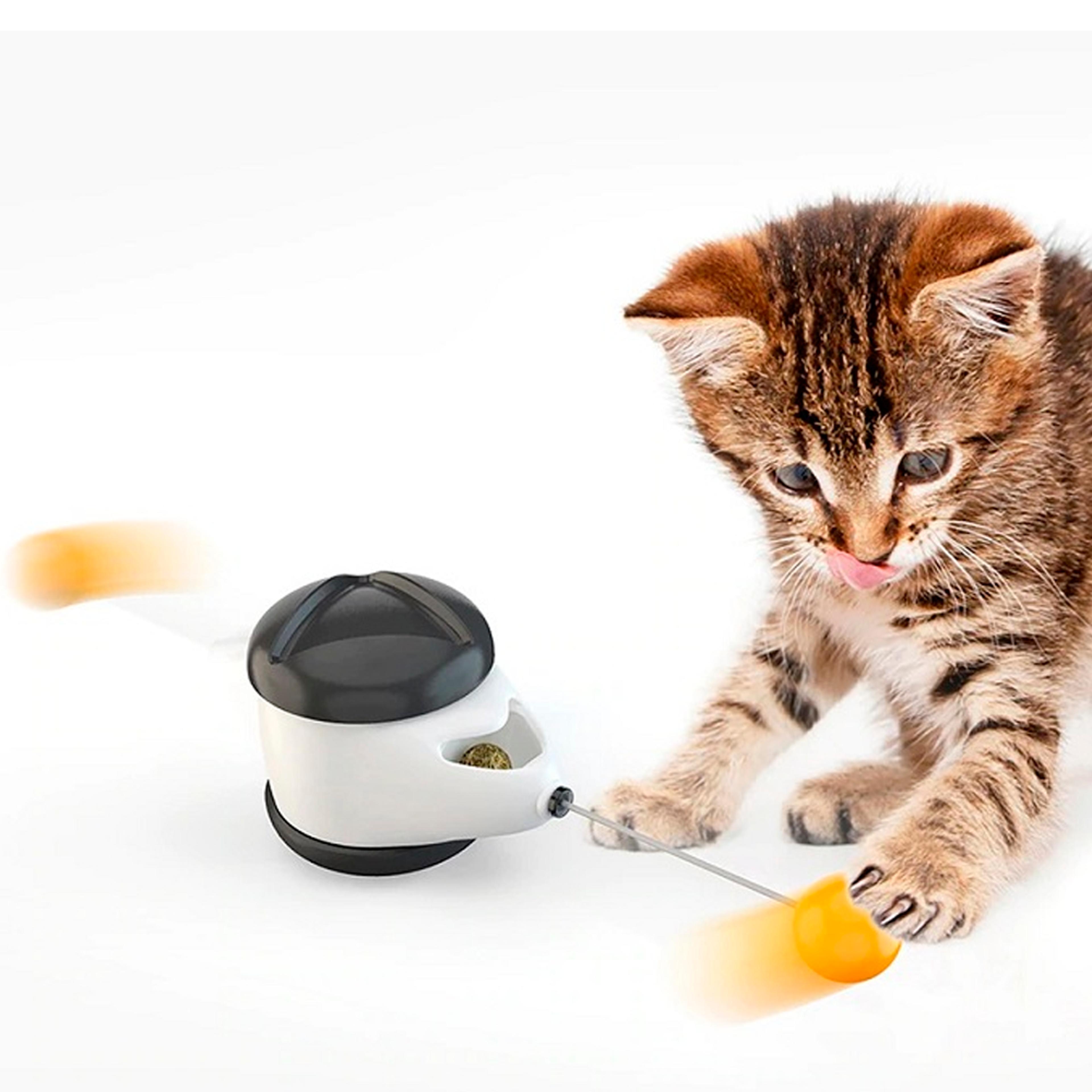 auto-balancing cat interactive toy