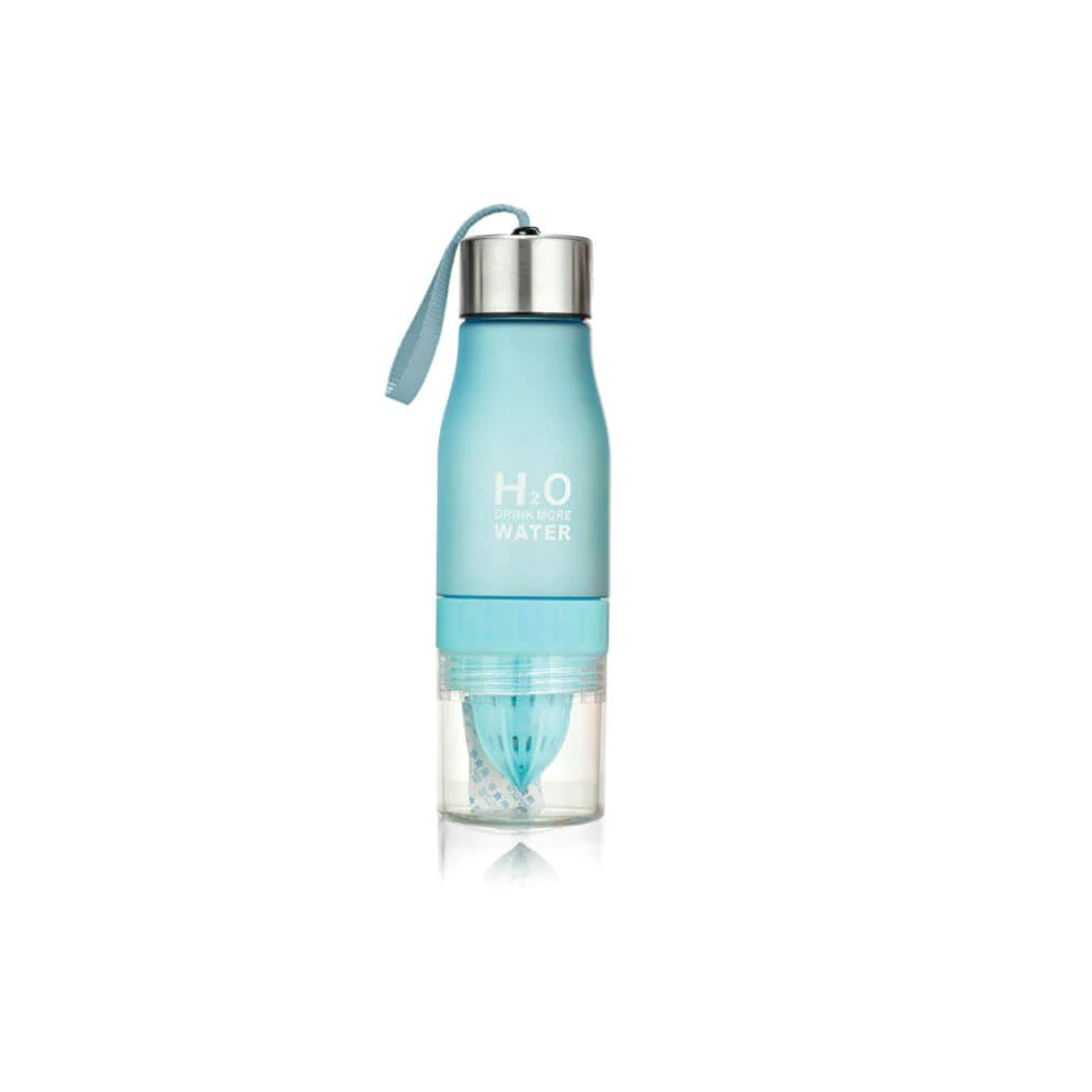 Durable infusing water bottle for outdoor activities