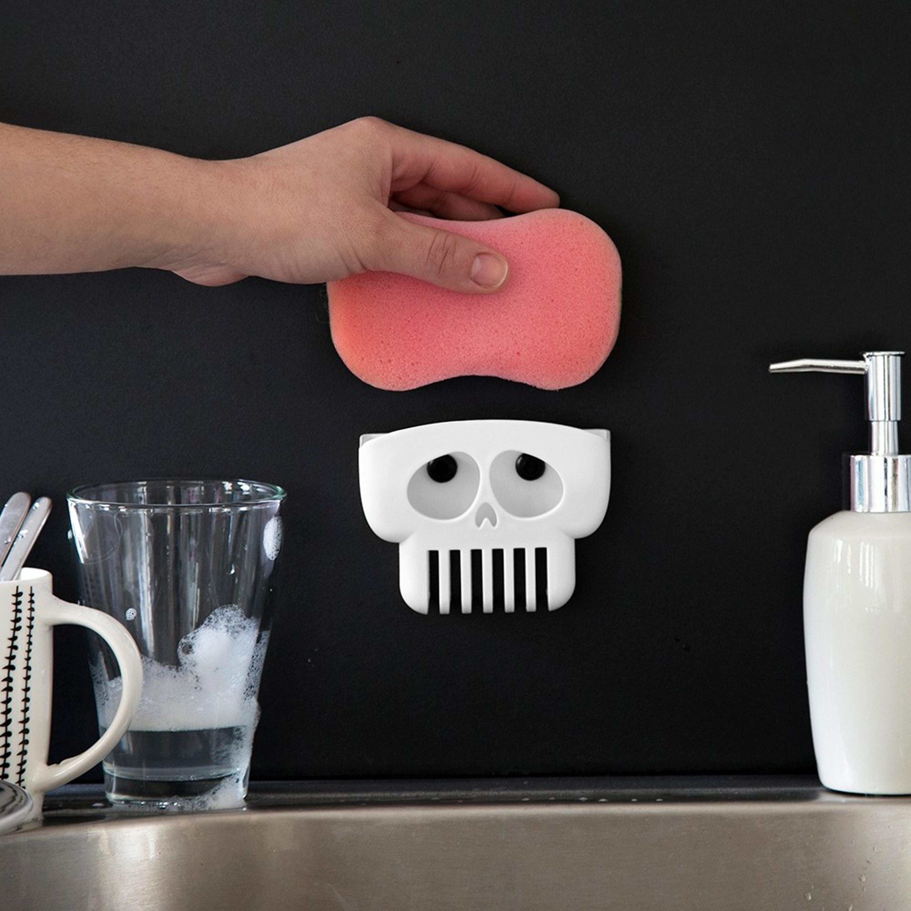 skull sponge holder