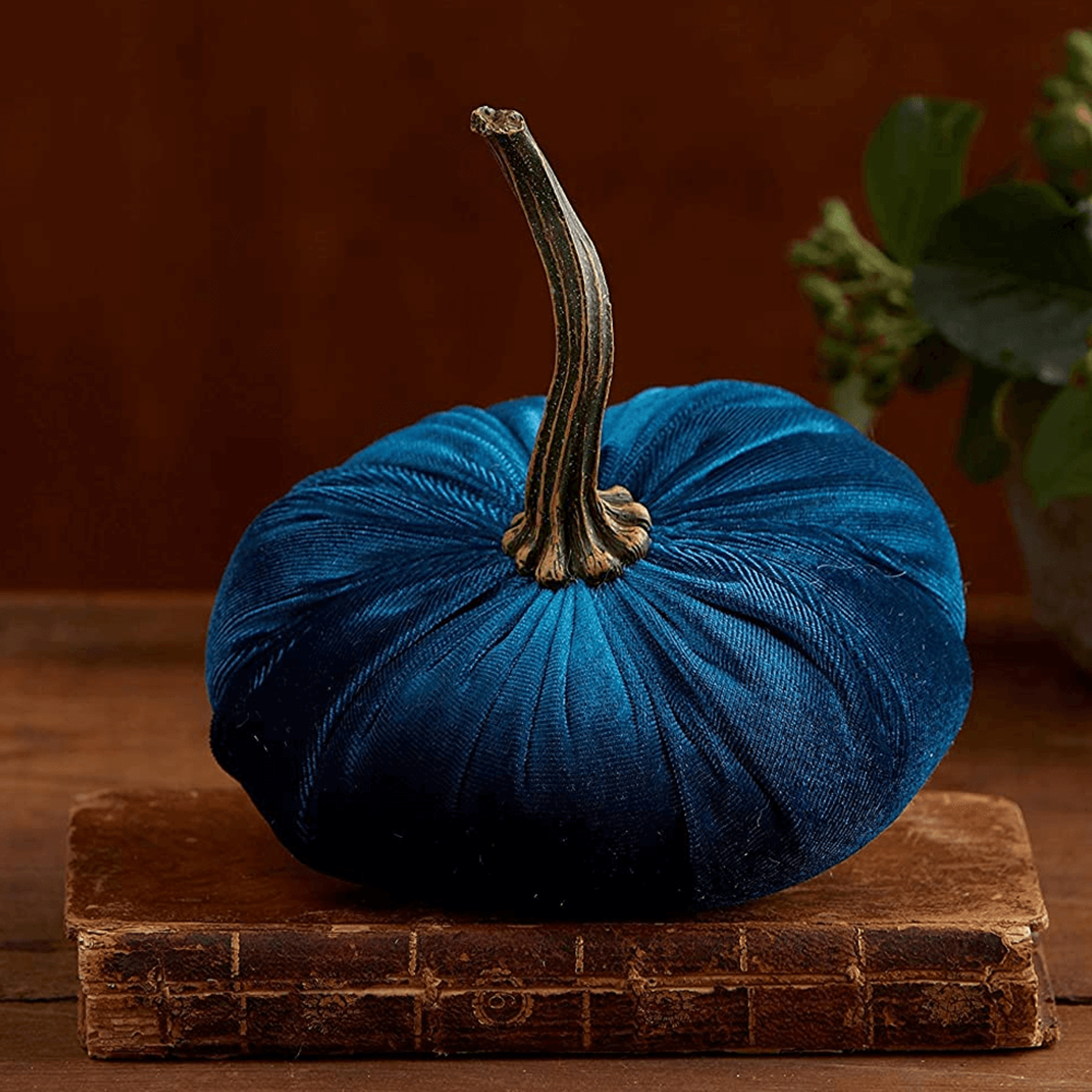 halloween soft stuffed velvet pumpkin