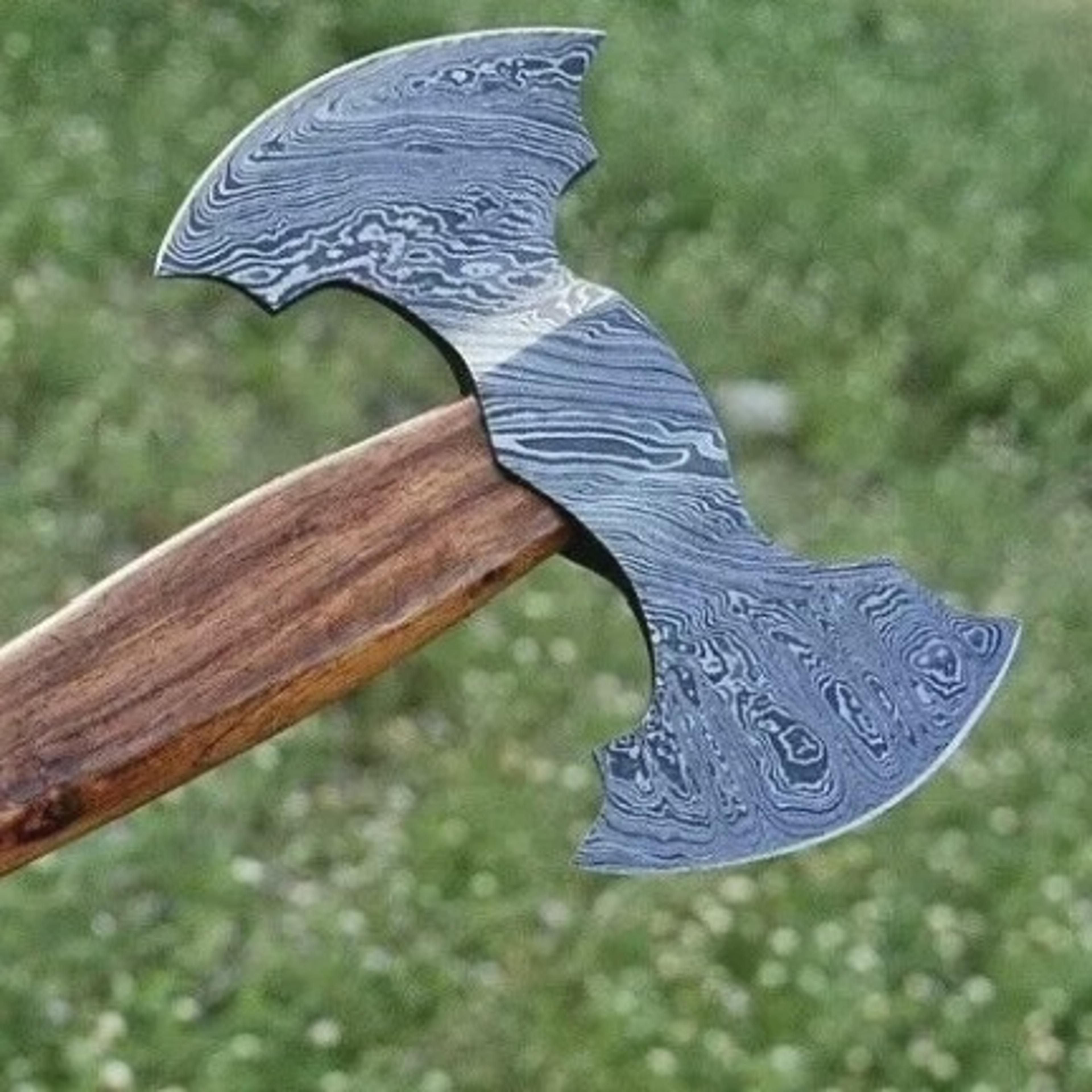 handmade damascus steel hatchet tomahawk hunting viking axe