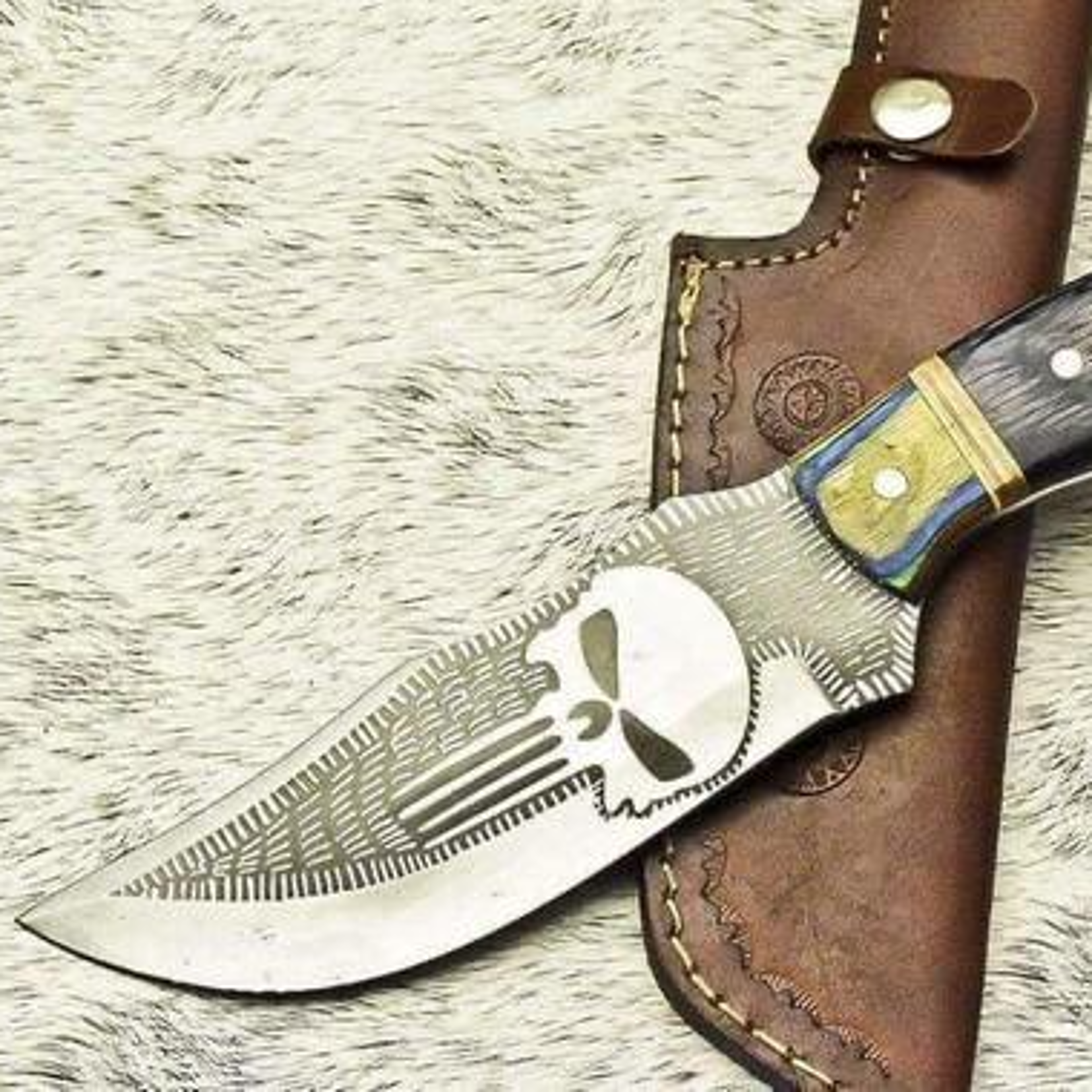d2 carbon steel skull engraved bowie knife with micarta brass handle