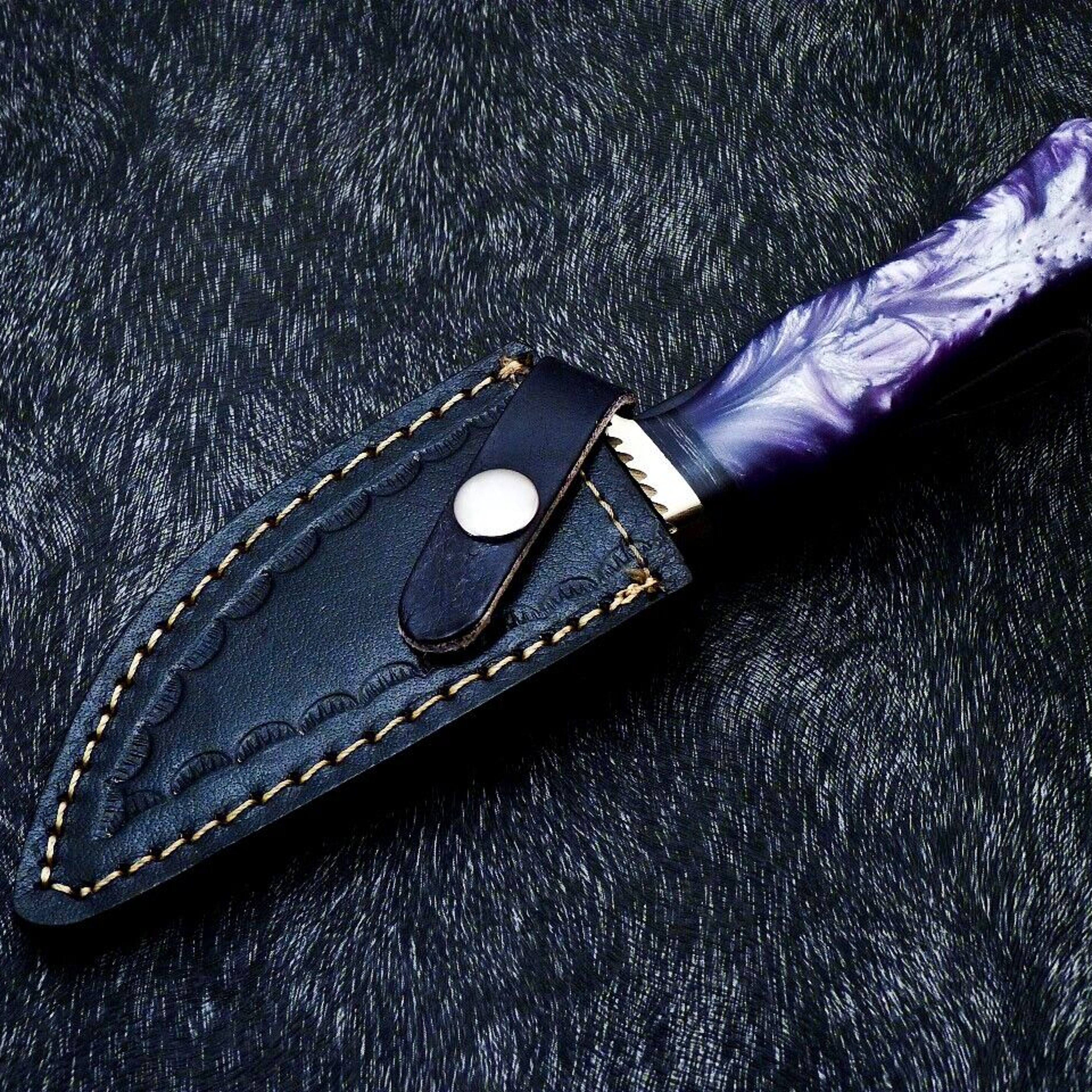 Custom handmade bowie knives near me in california.jpg