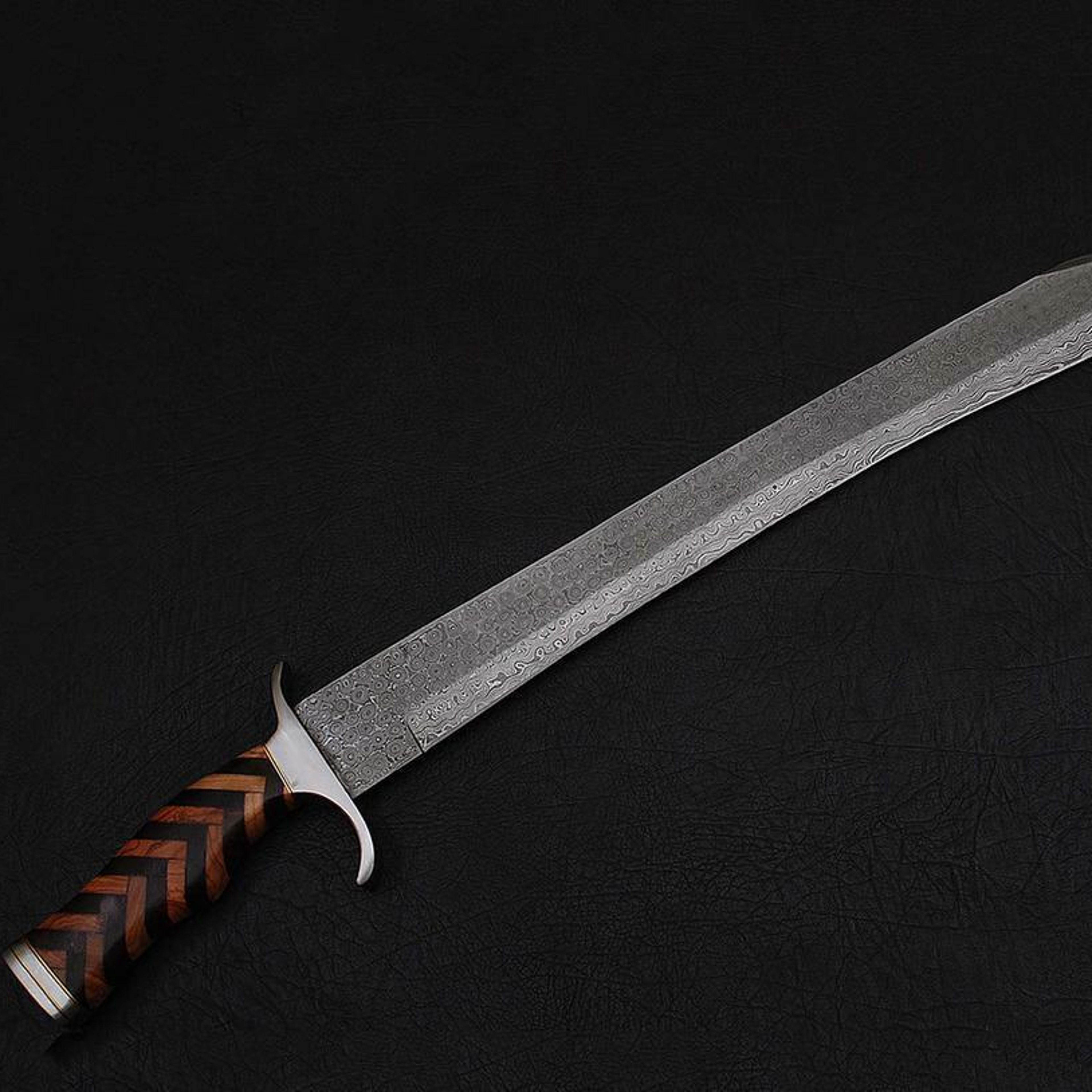 29 inch hand forged viking combat sword damascus steel hunting sword