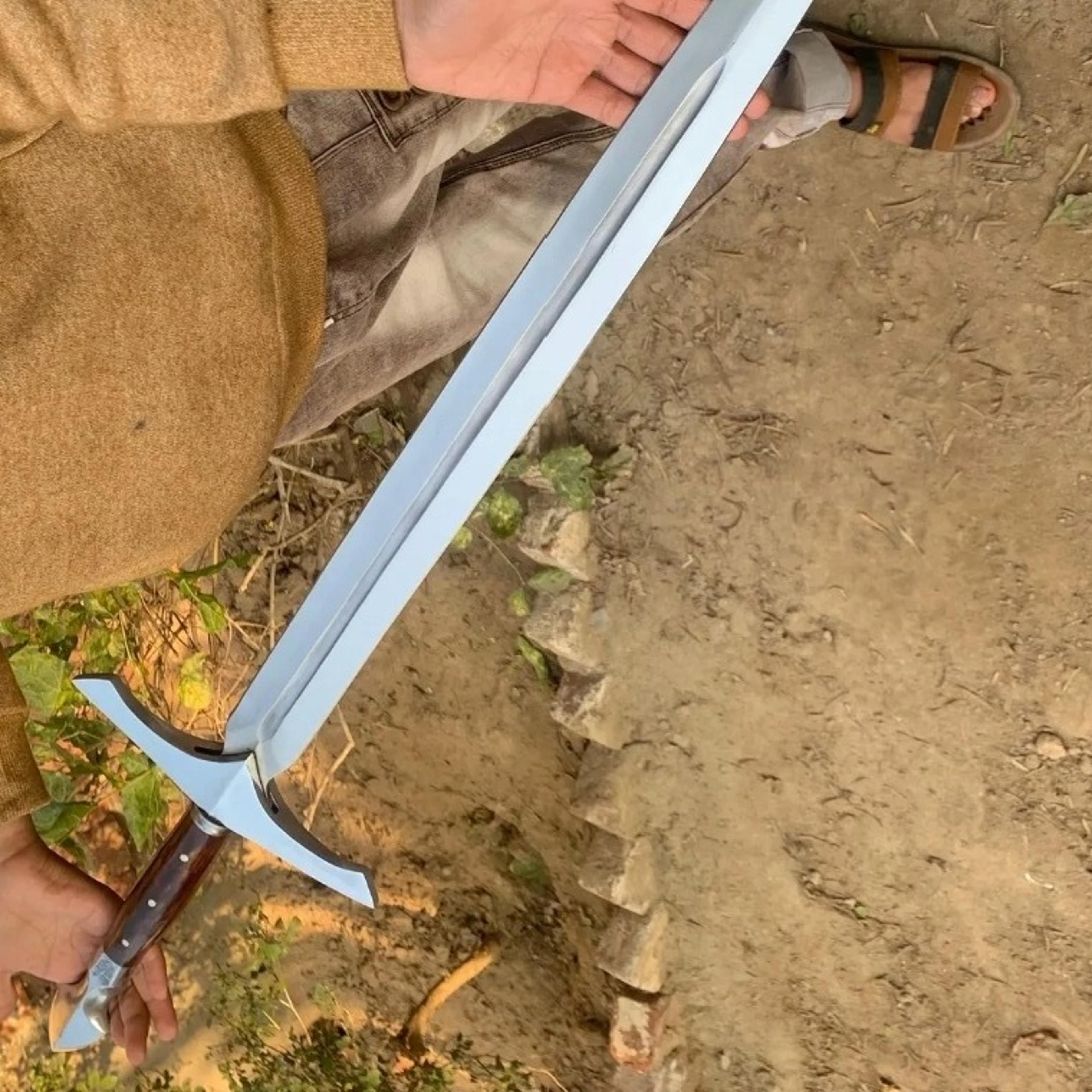 32 inch greek hunting viking sword handmade with leather sheath!