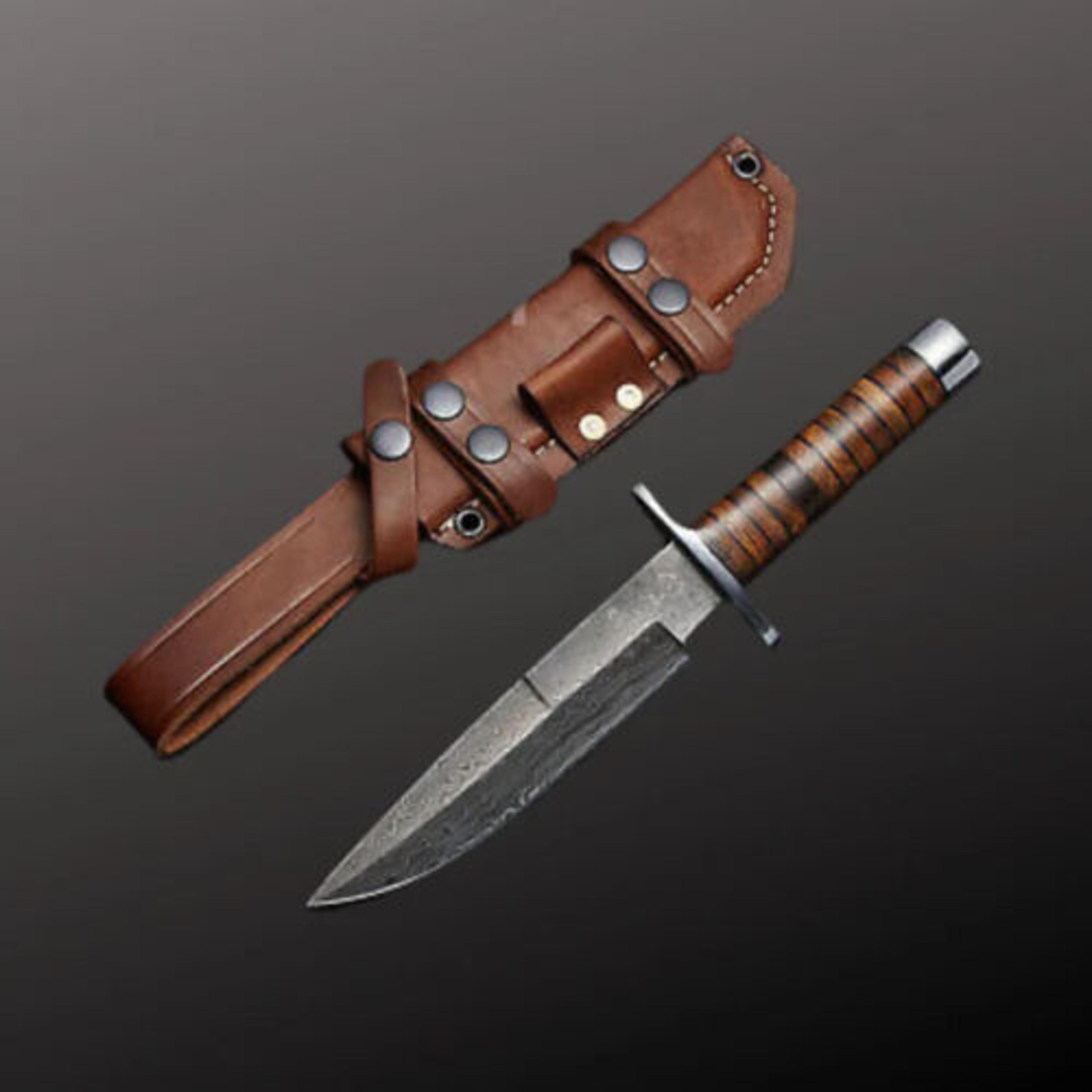 custom handmade damascus steel hunting knife with beautiful leather sheath