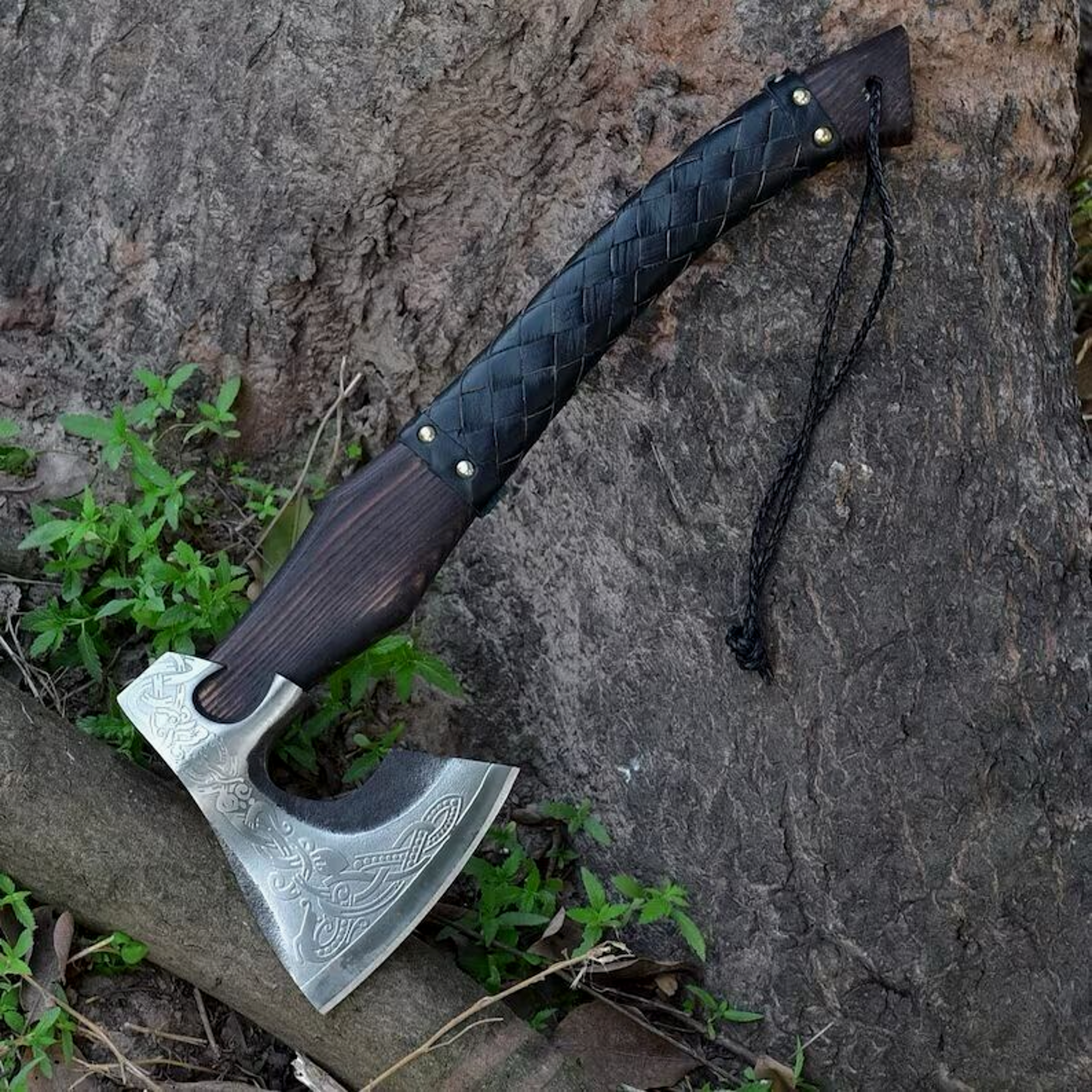 ragnar viking forged axe | 18 hand-forged bearded axe with fire pattern damascus blade | personalized carbon steel