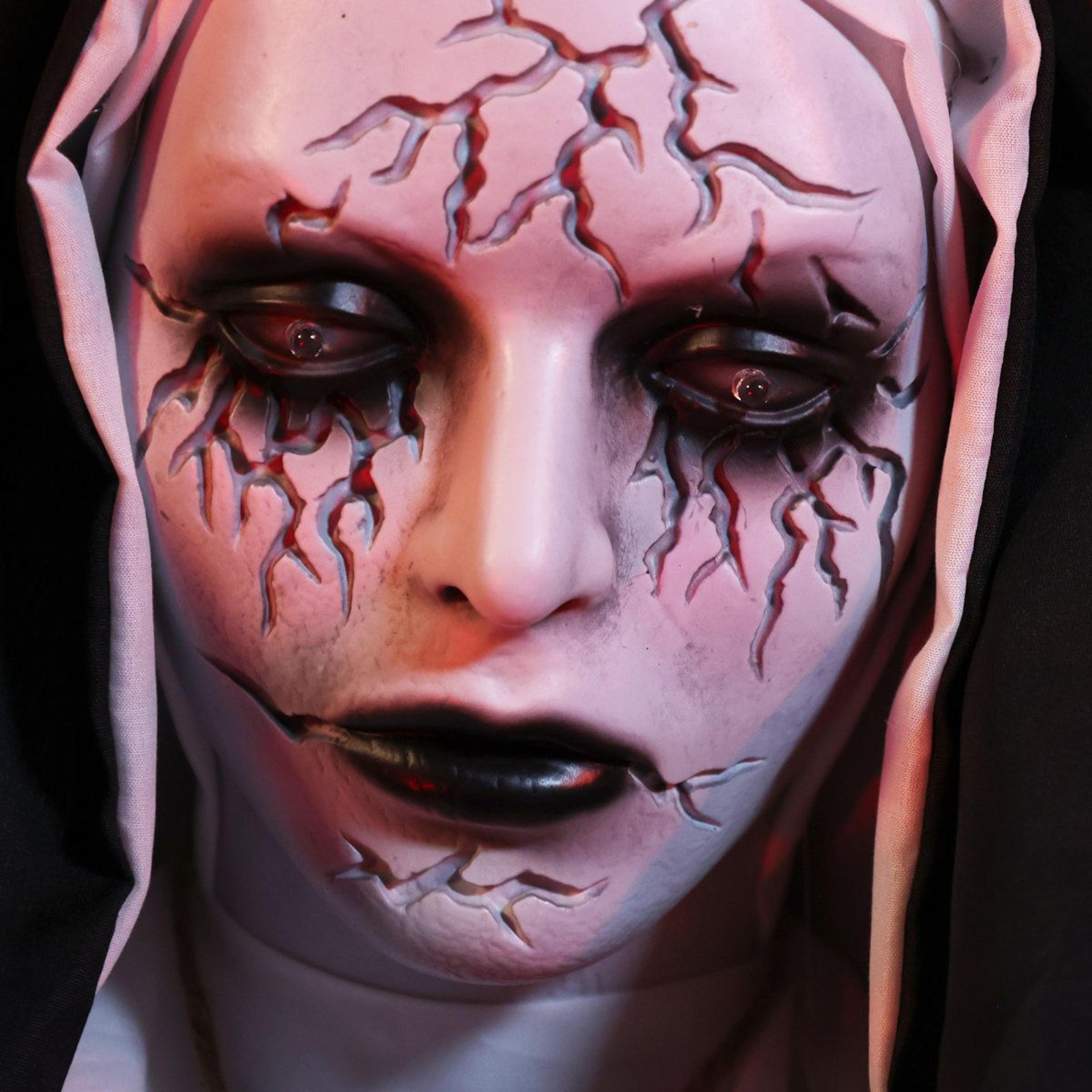 Standing Jump Scare Nun Halloween Animatronic With Red LED Eyes 1