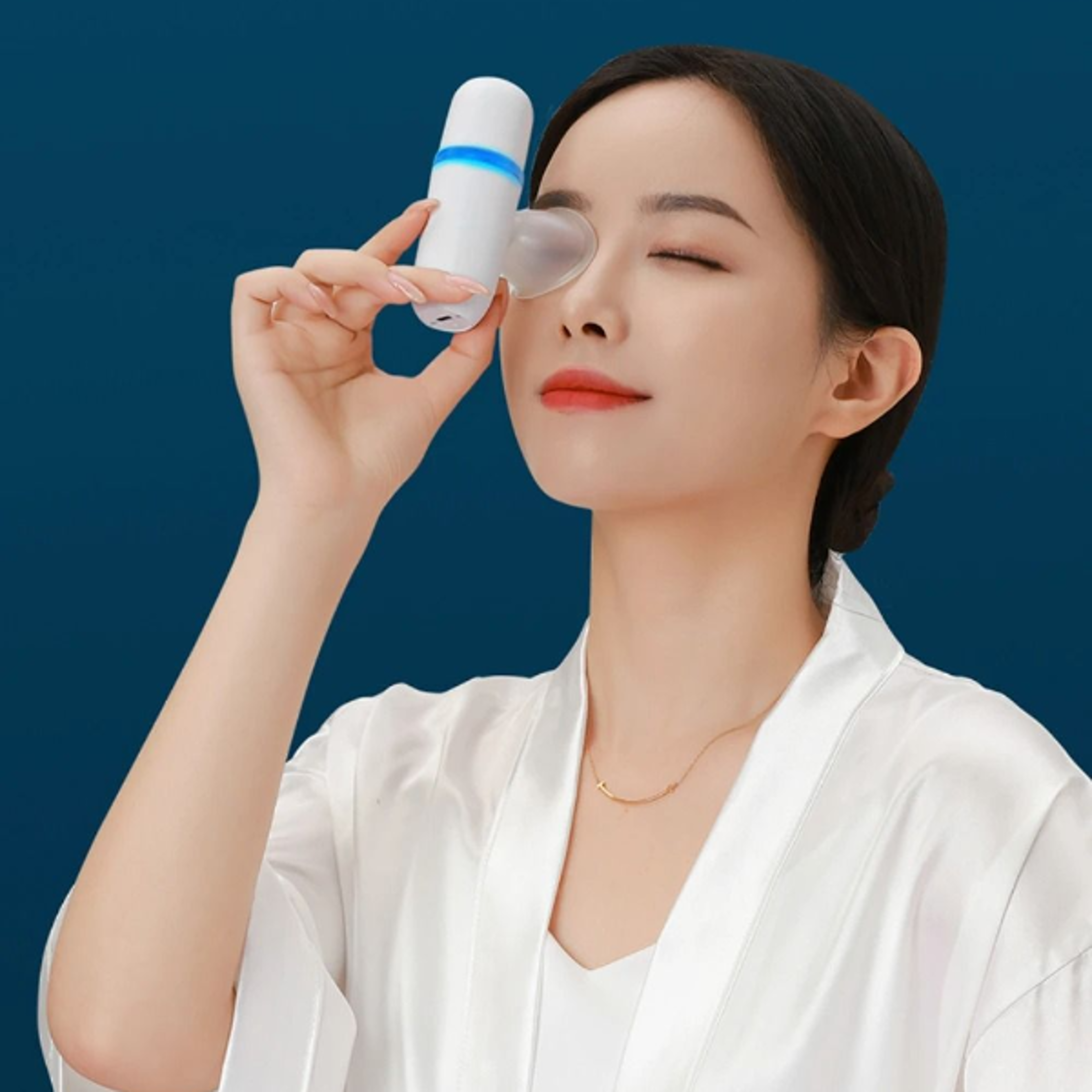 portable heated eye steamer for dry eye relief mini eye mister nano mist moisturizing eye care device