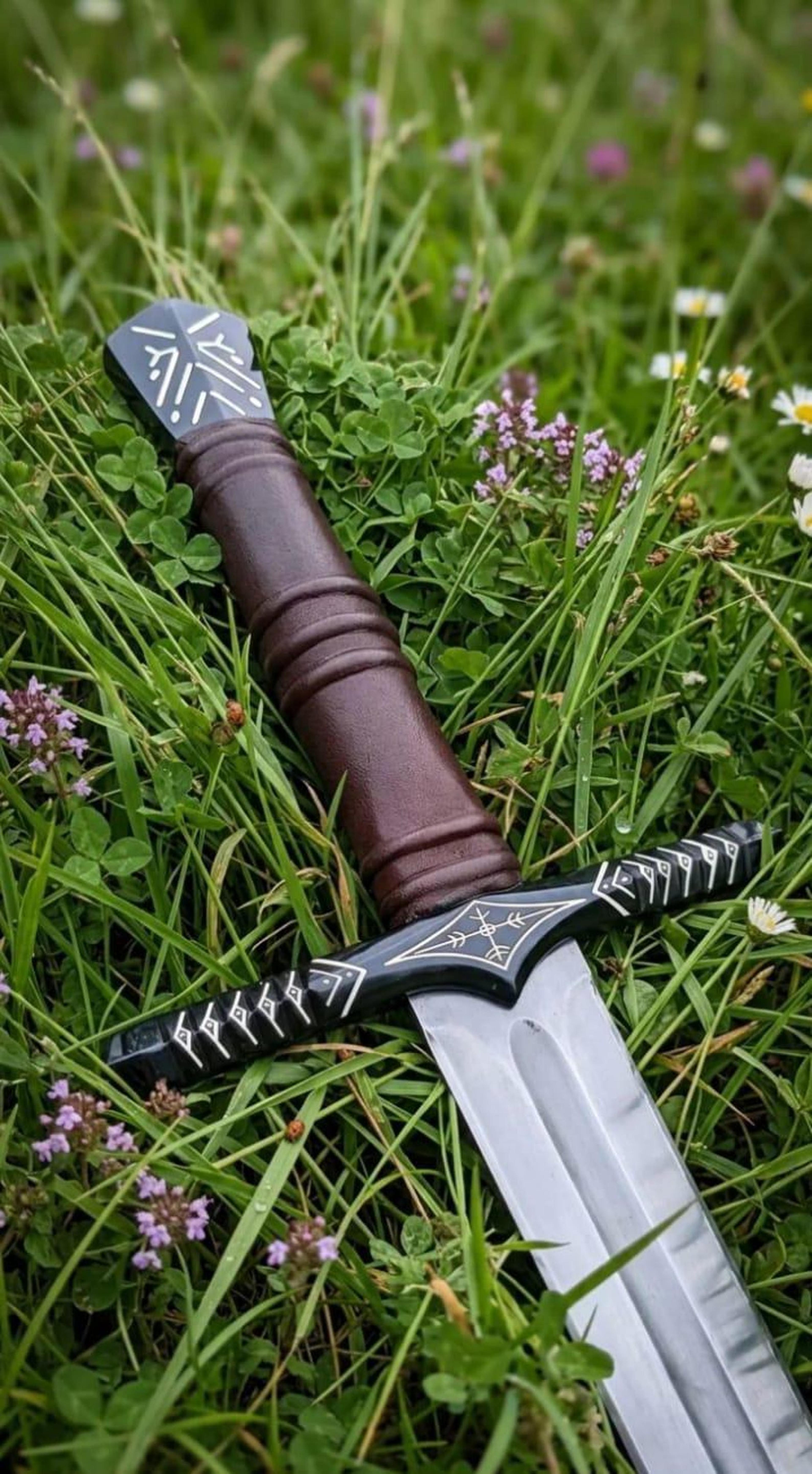 HandForged Medieval Long Sword Decorative Display Piece Authentic Black Guard Handcrafted Det 5