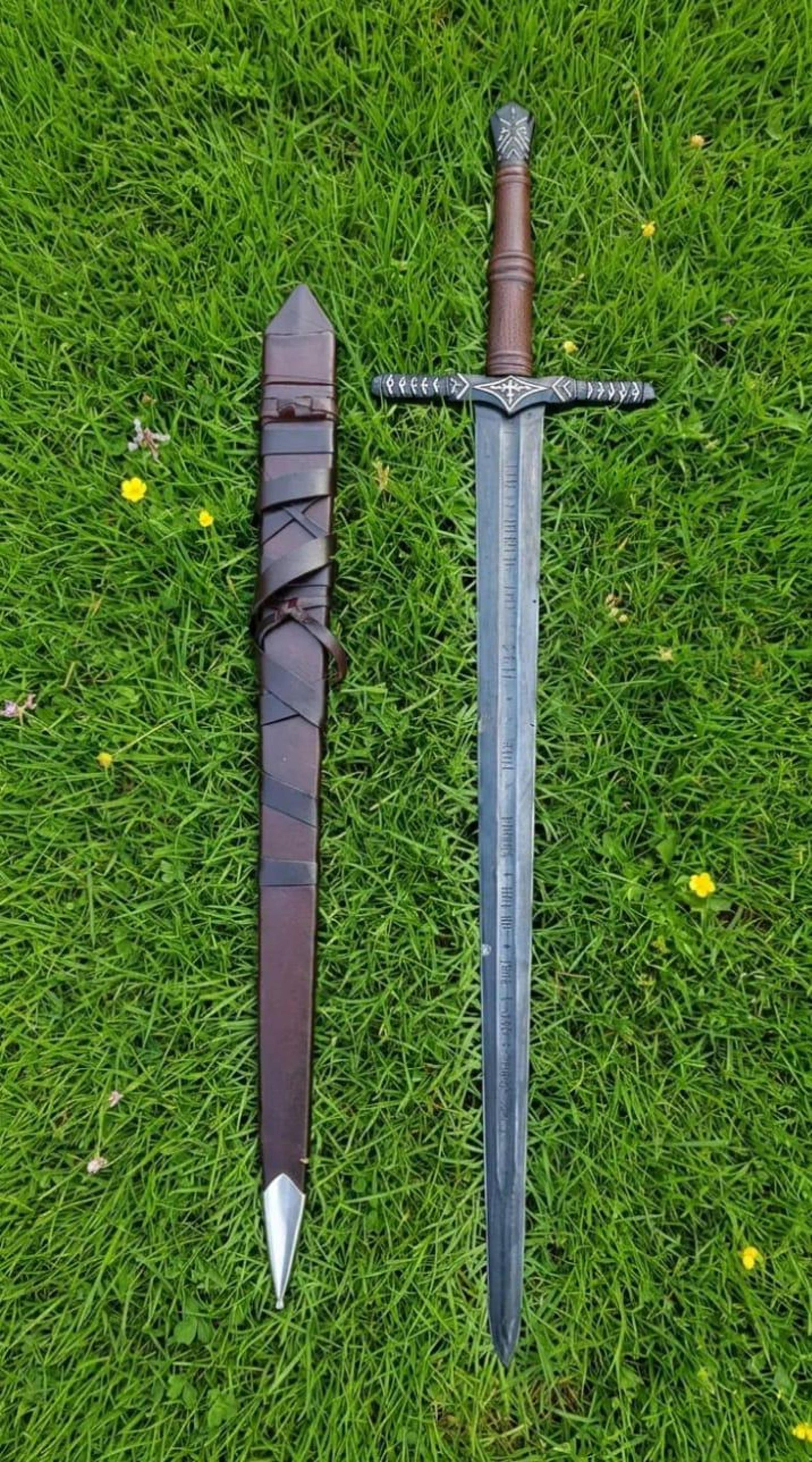 HandForged Medieval Long Sword Decorative Display Piece Authentic Black Guard Handcrafted Det 8